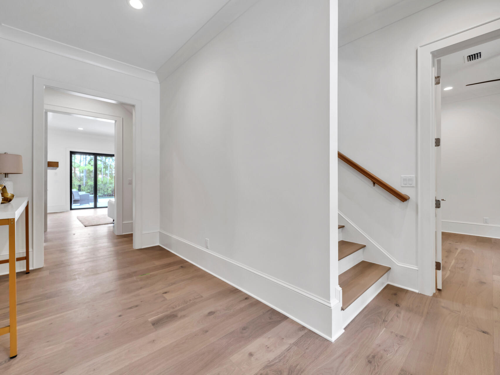 1803 Baytowne N Avenue