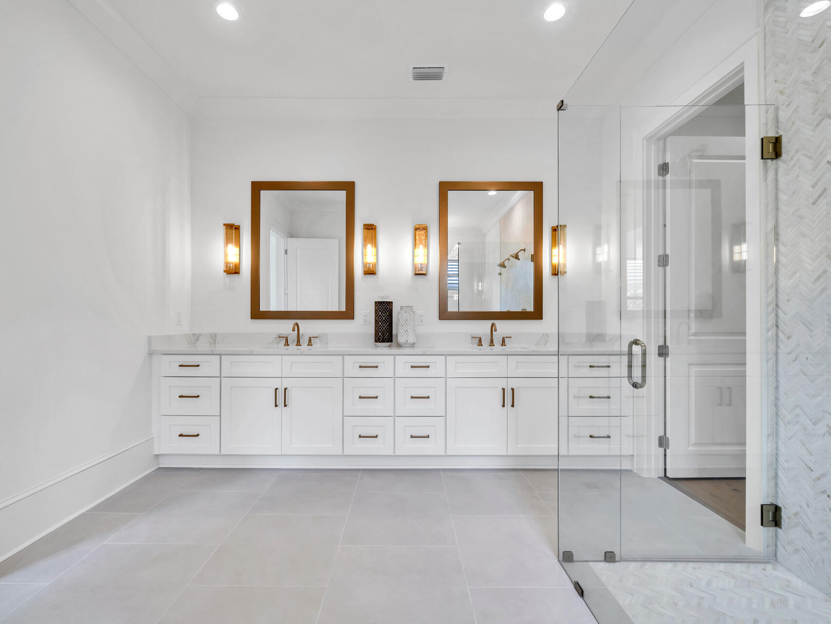 1803 Baytowne N Avenue