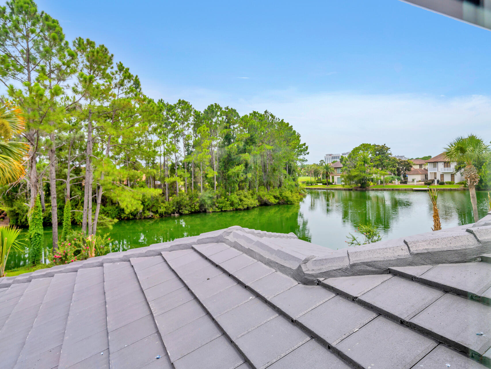 1803 Baytowne N Avenue