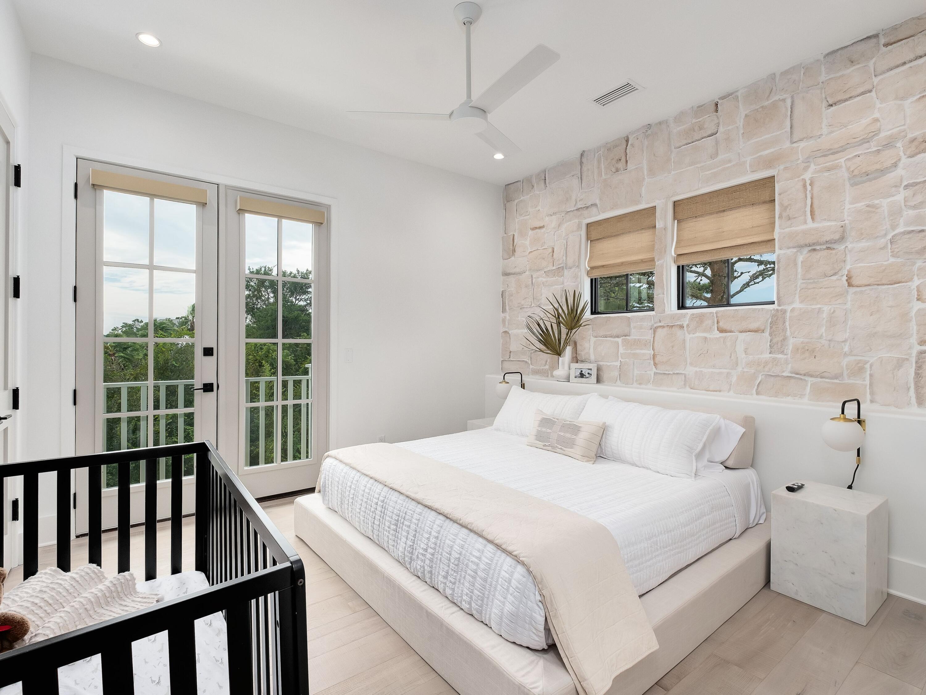 6 W Grande Pointe Drive