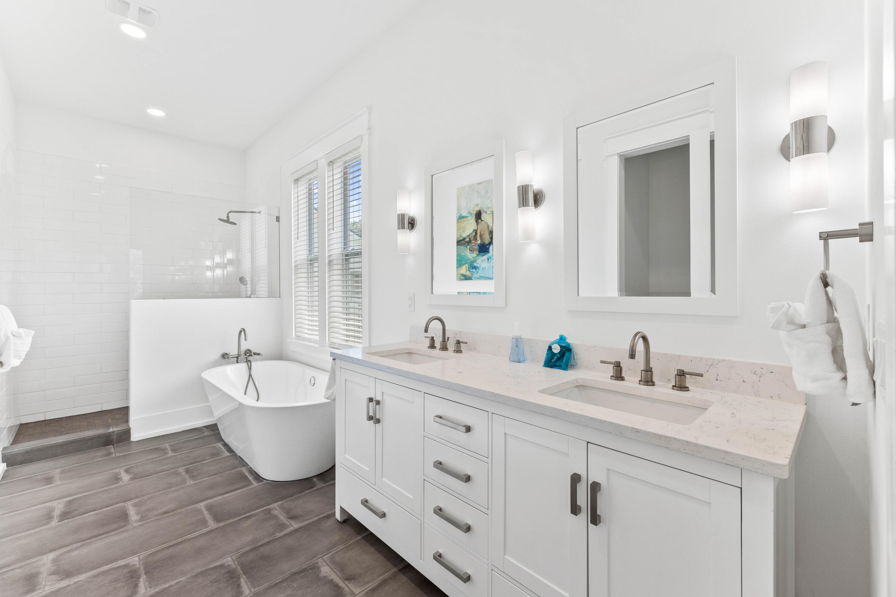 4635 Sunset Pointe