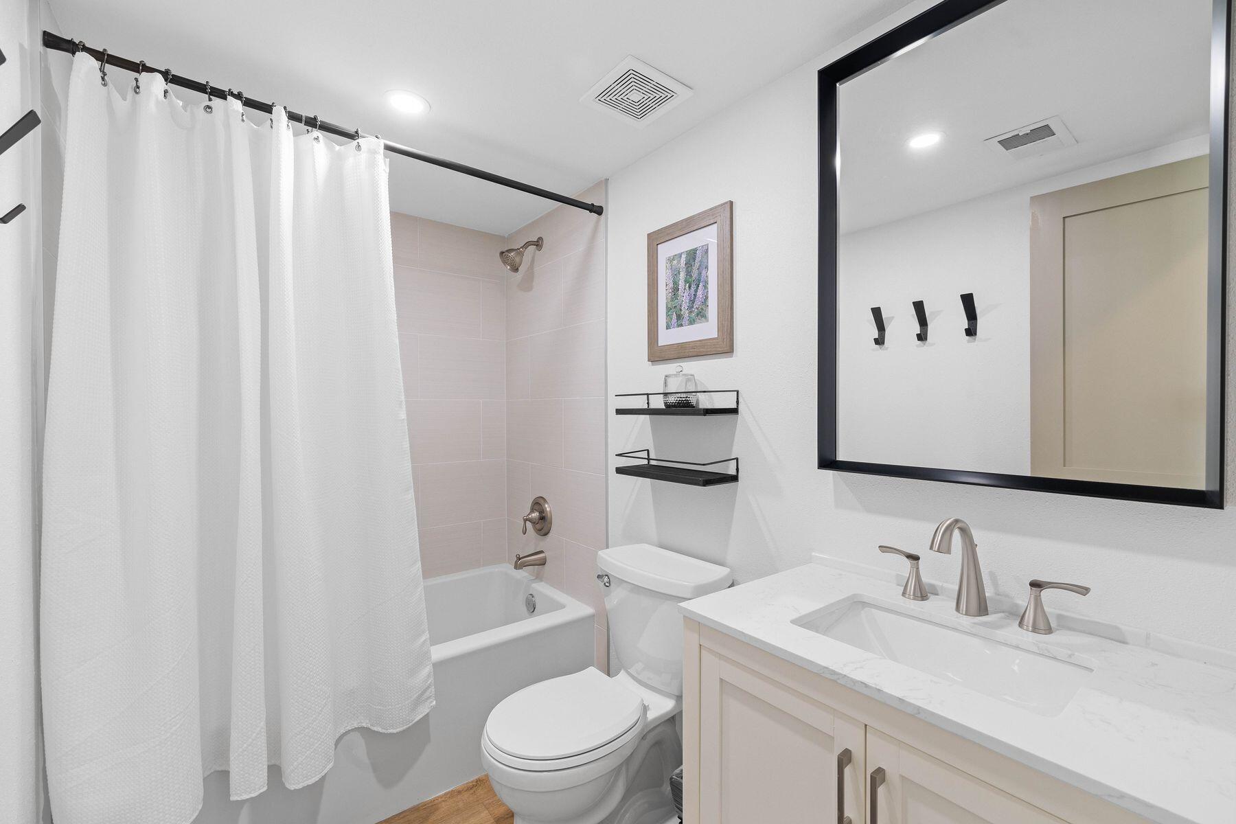 6481 W County Highway 30A