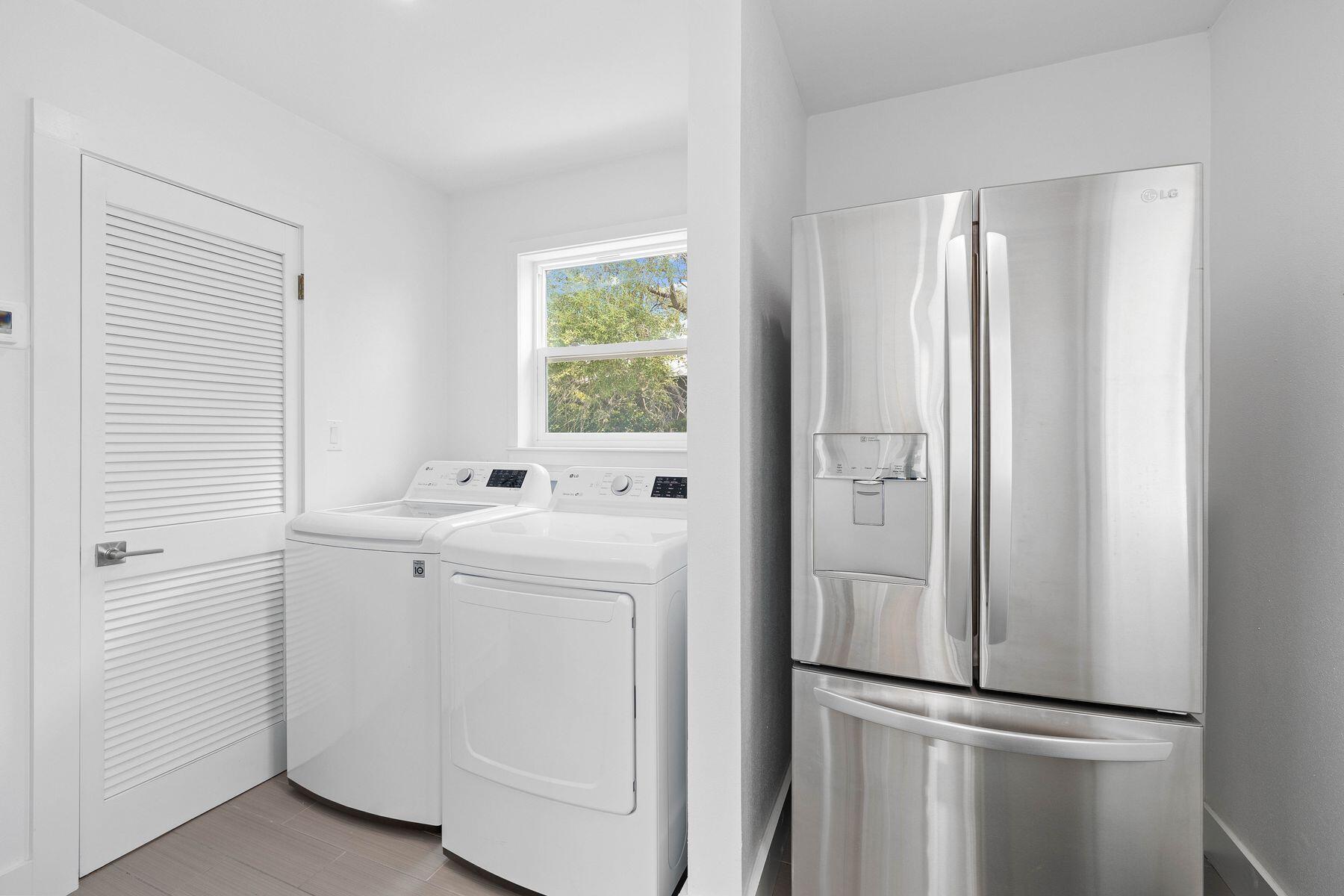 6481 W County Highway 30A