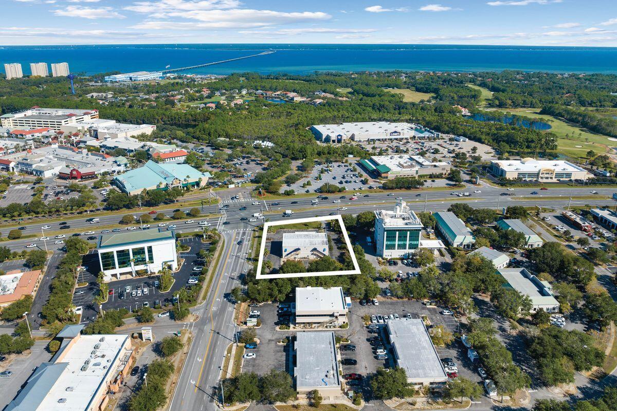 35000 Emerald Coast Parkway