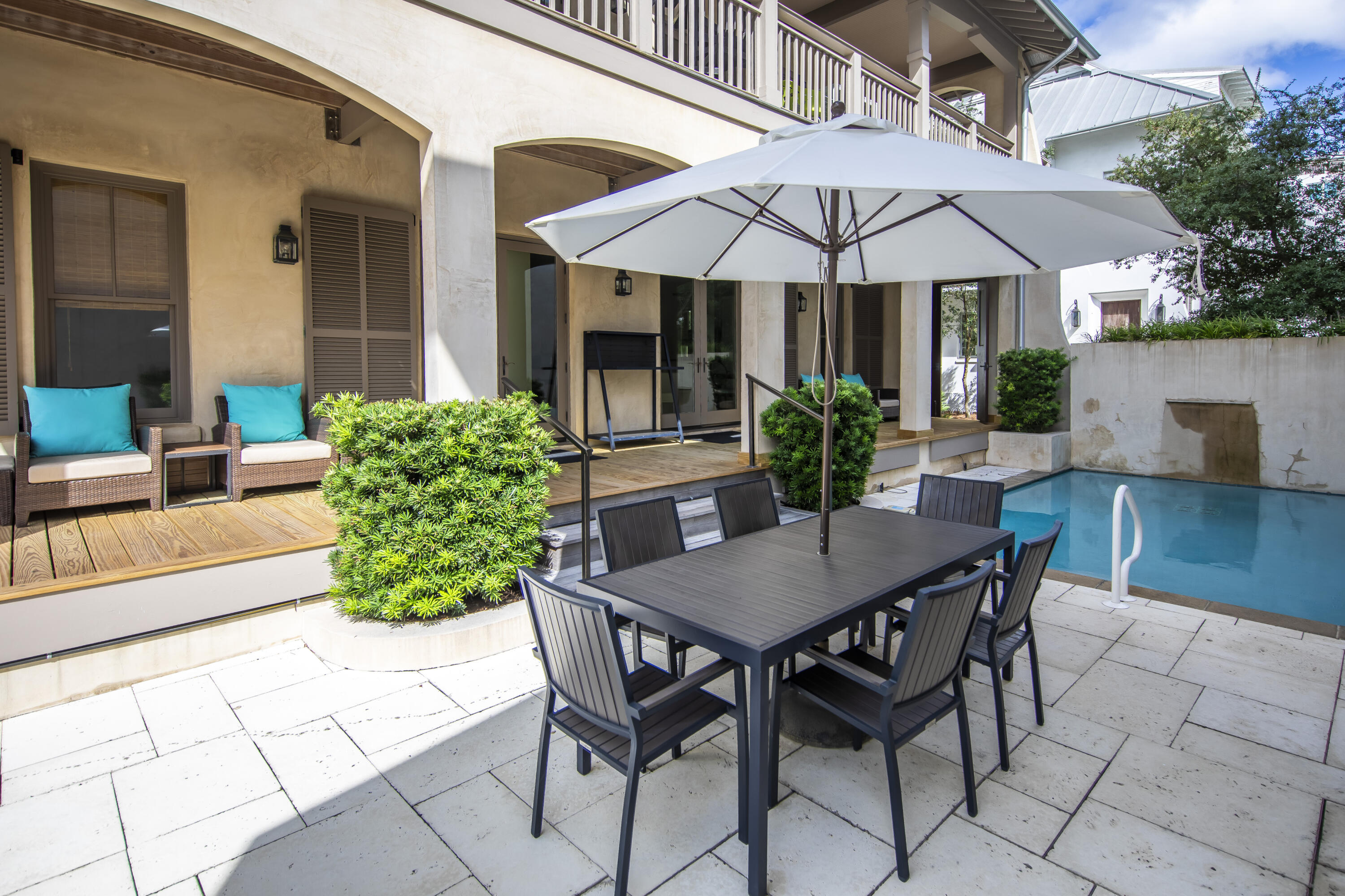 82 N Spanish Town Lane
