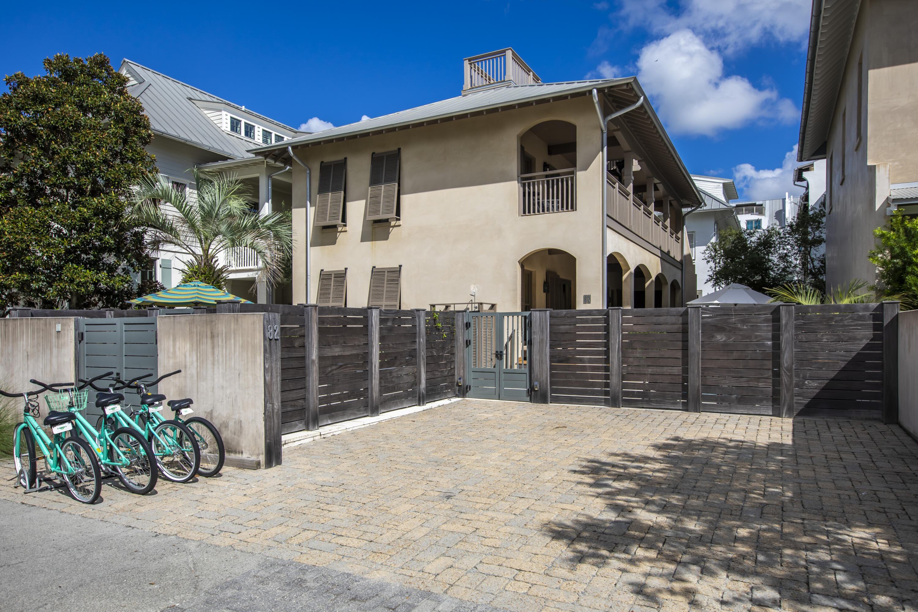 82 N Spanish Town Lane
