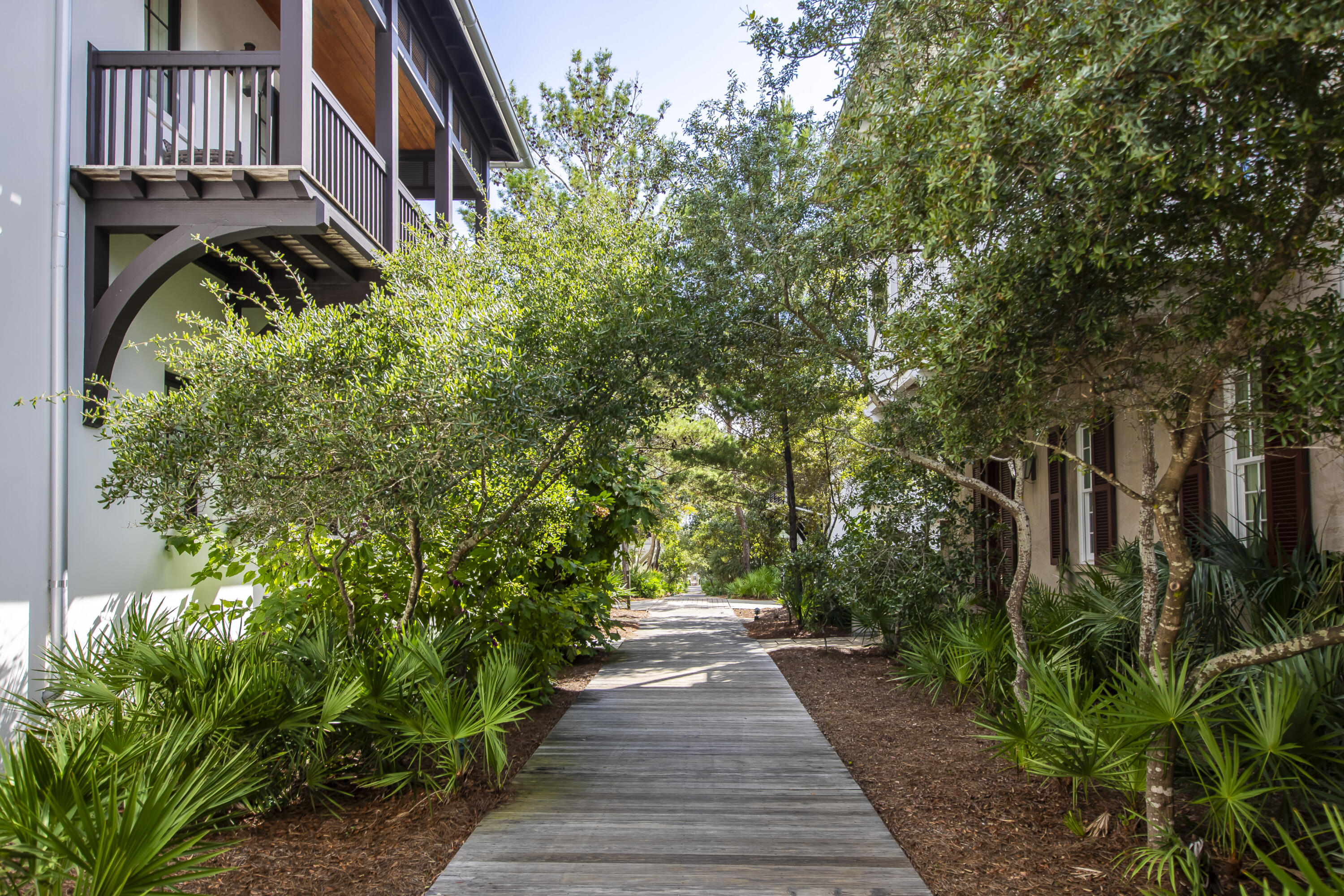 82 N Spanish Town Lane