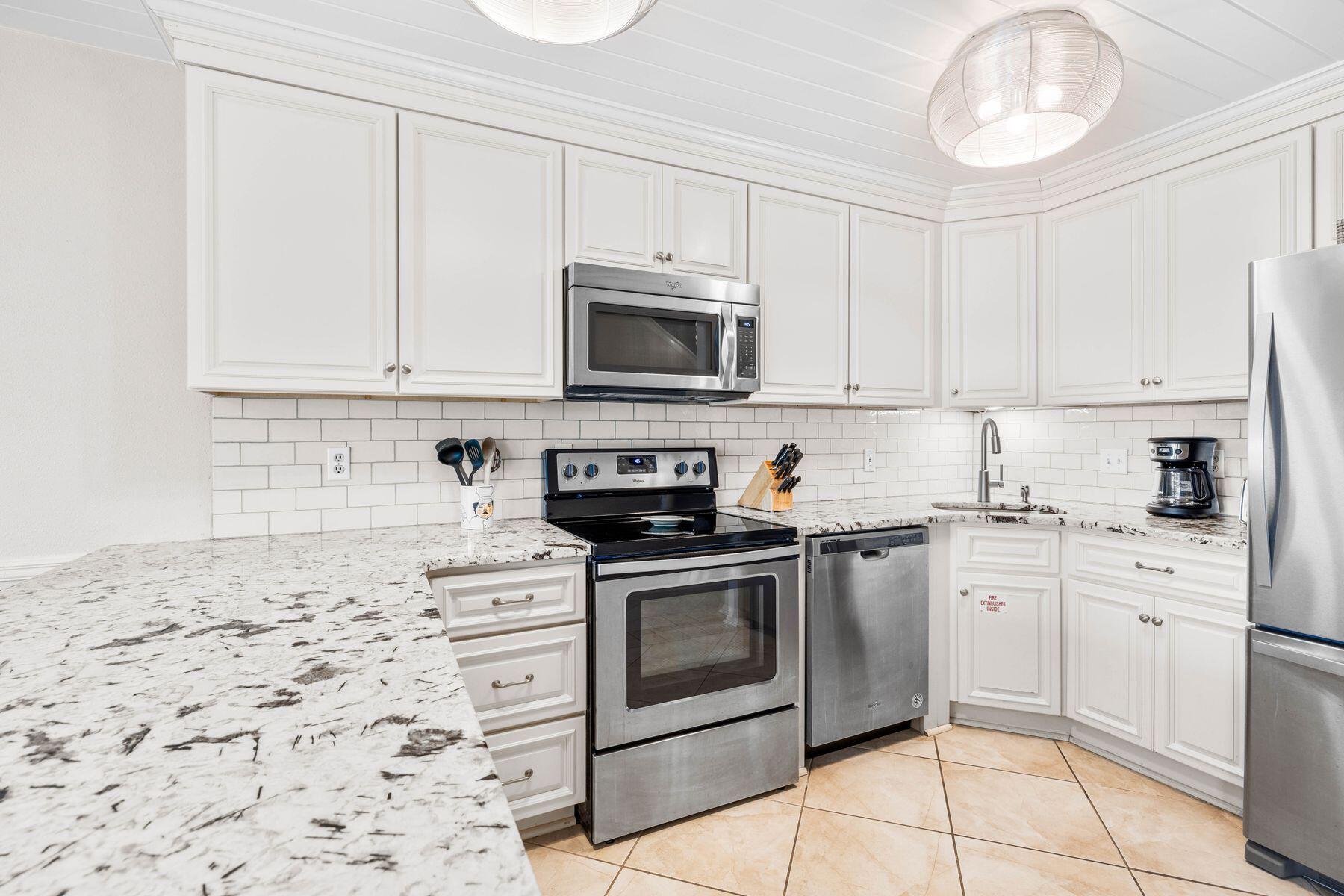 100 S Spooky Lane, UNIT 5A