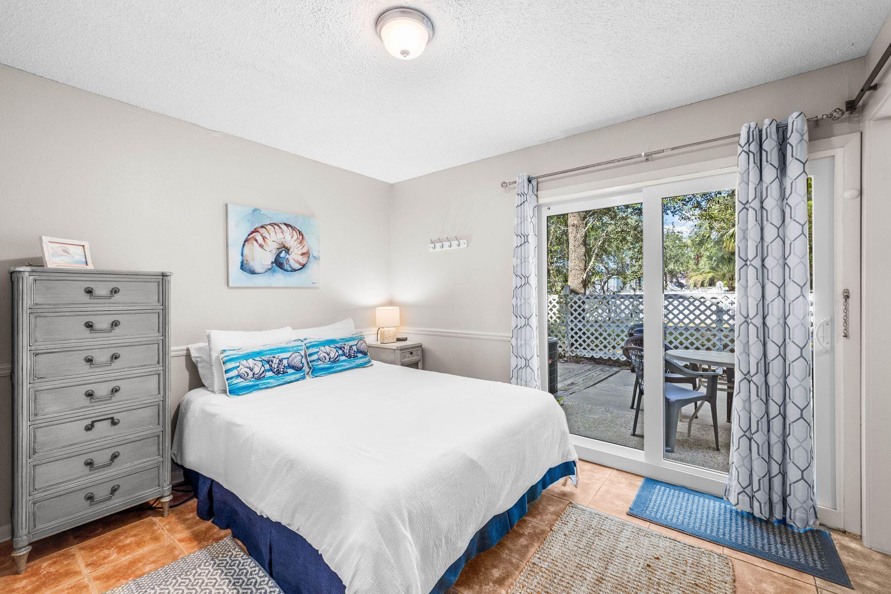 100 S Spooky Lane, UNIT 5A