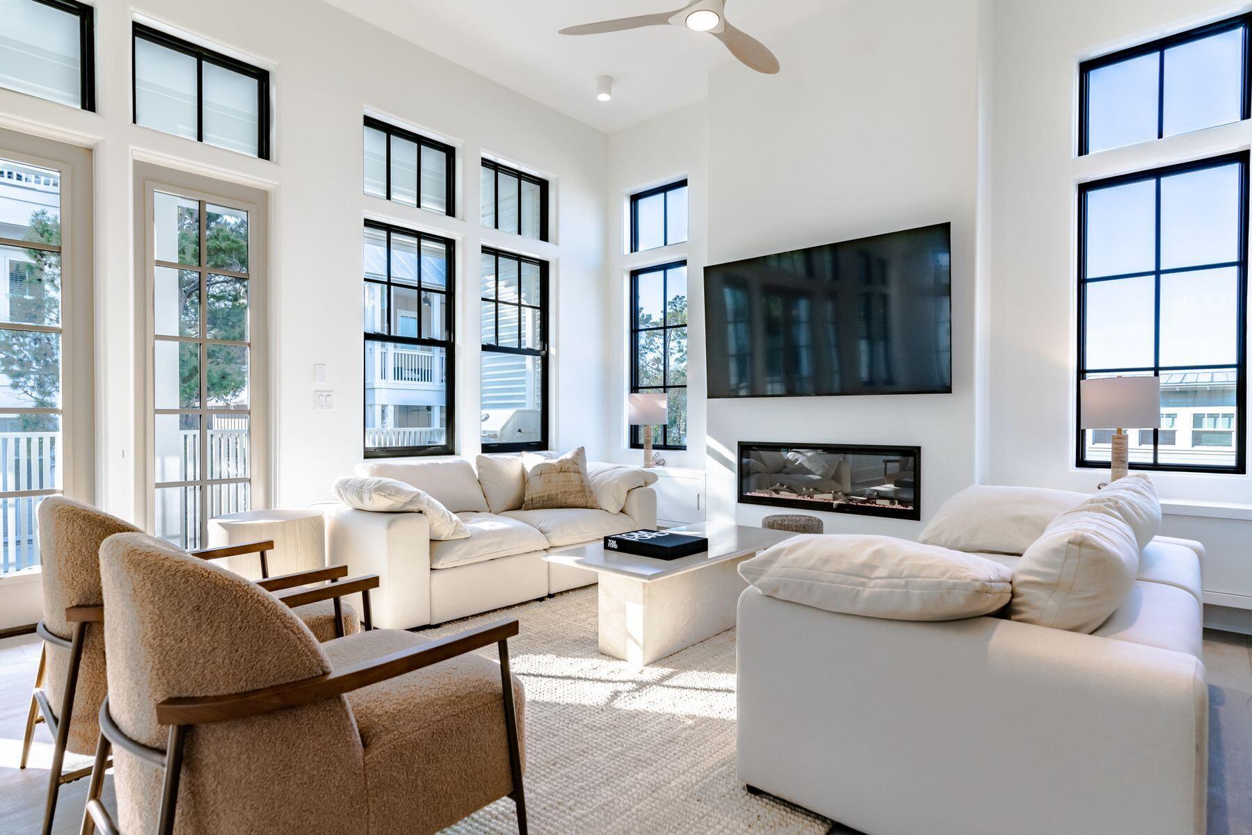 143 Grande Pointe Circle