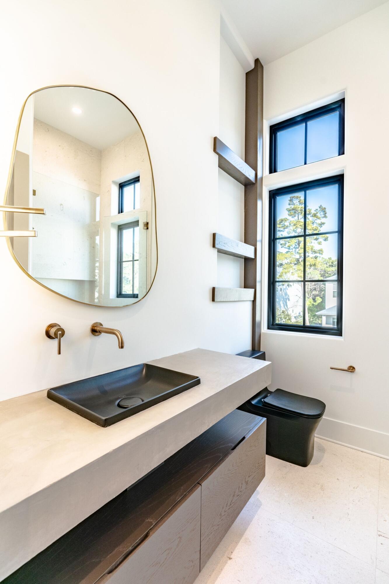 143 Grande Pointe Circle