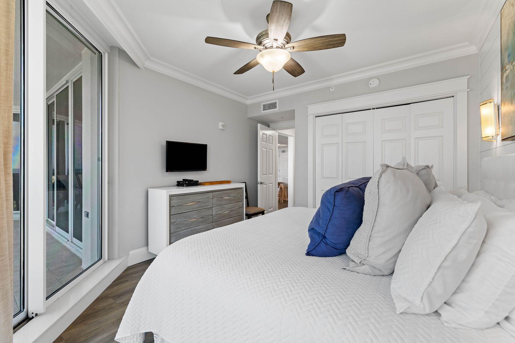 15100 Emerald Coast Parkway, Unit 805