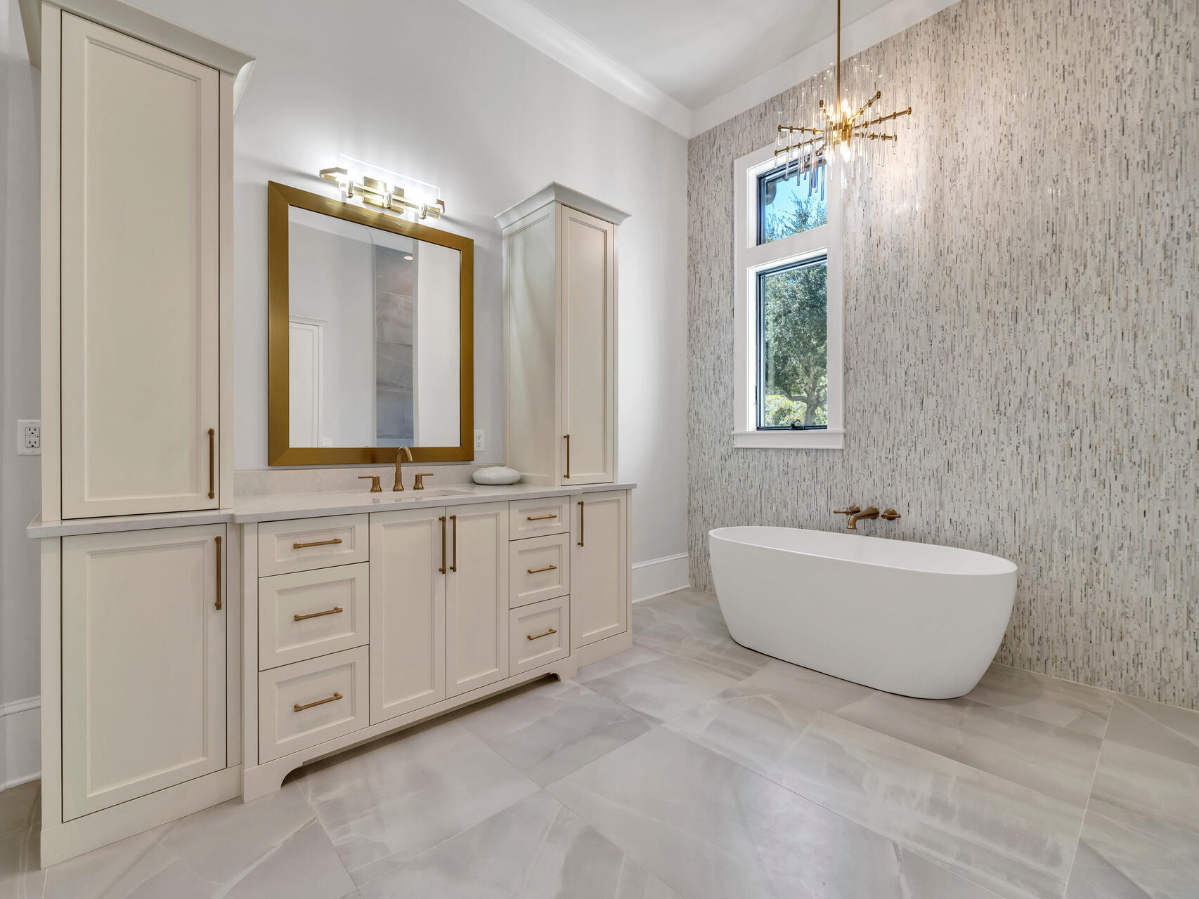 3526 Burnt Pine Lane