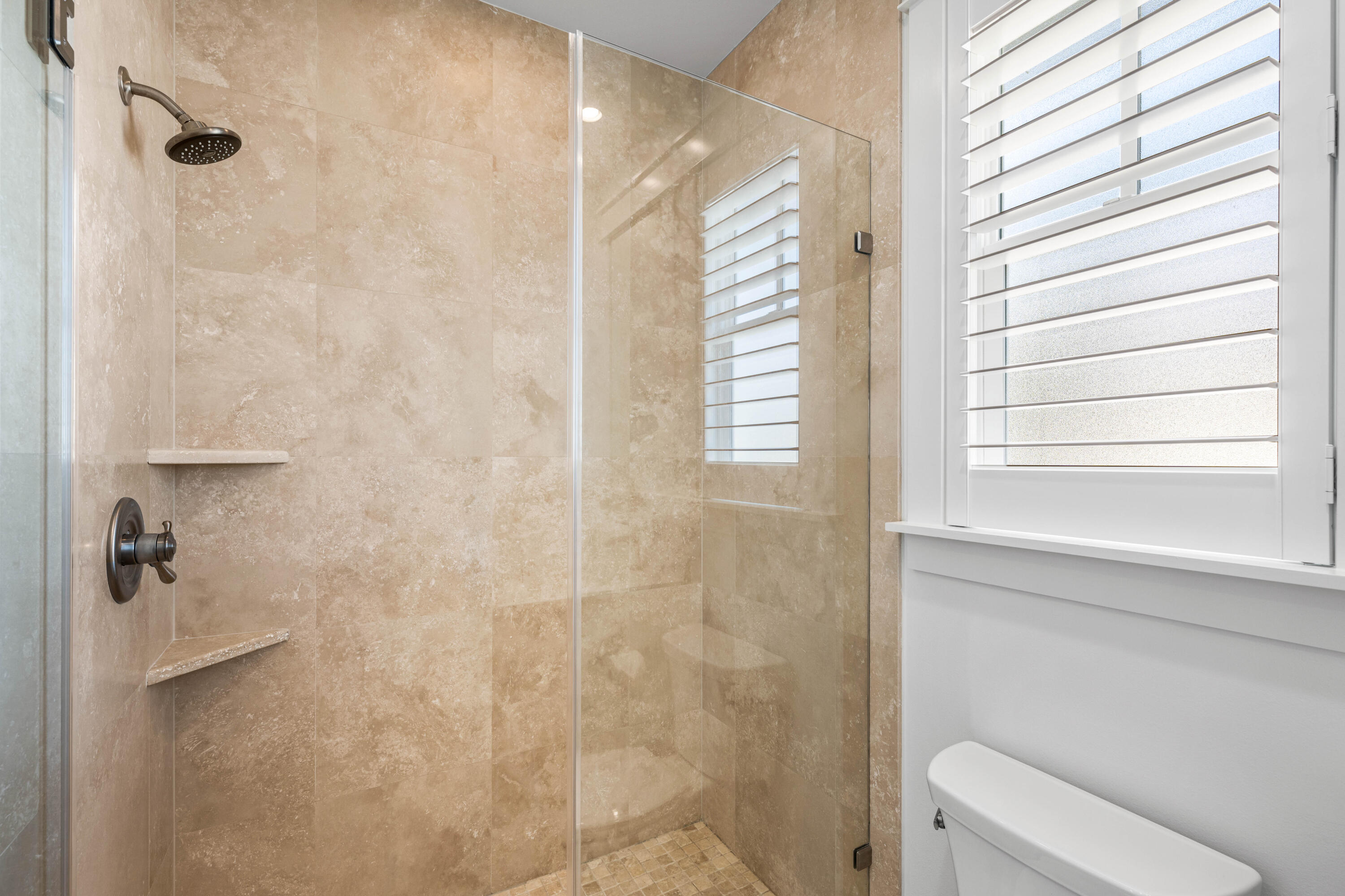 201 E Royal Fern Way