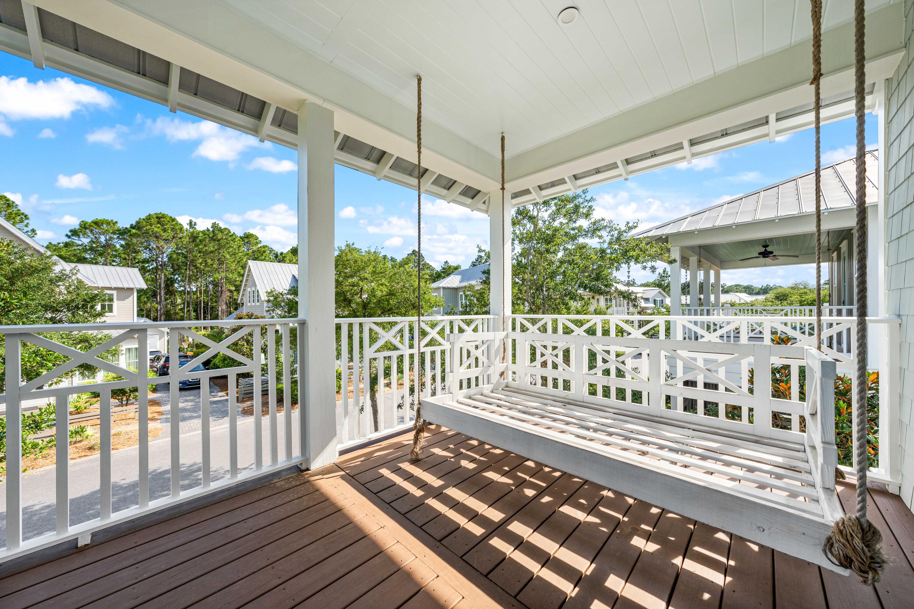 201 E Royal Fern Way