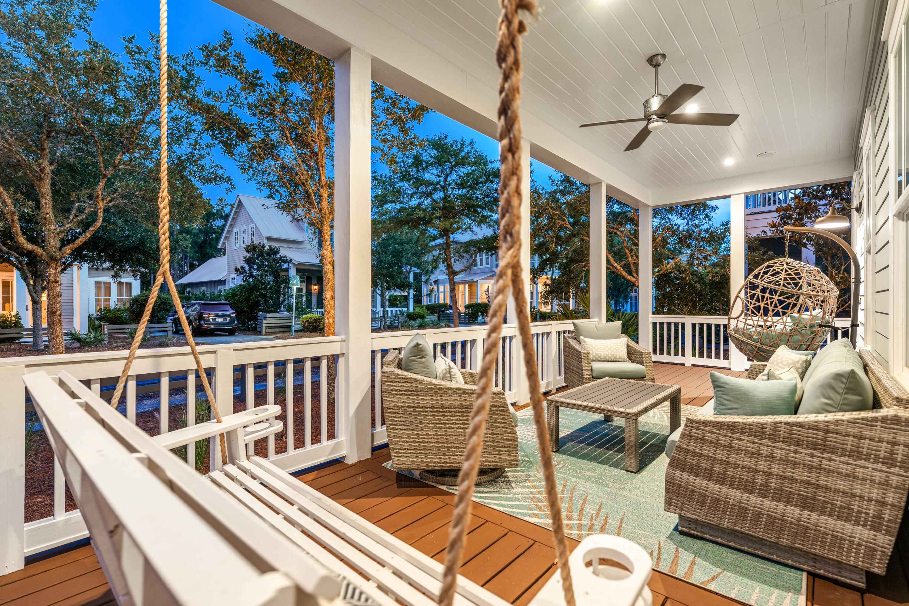 201 E Royal Fern Way