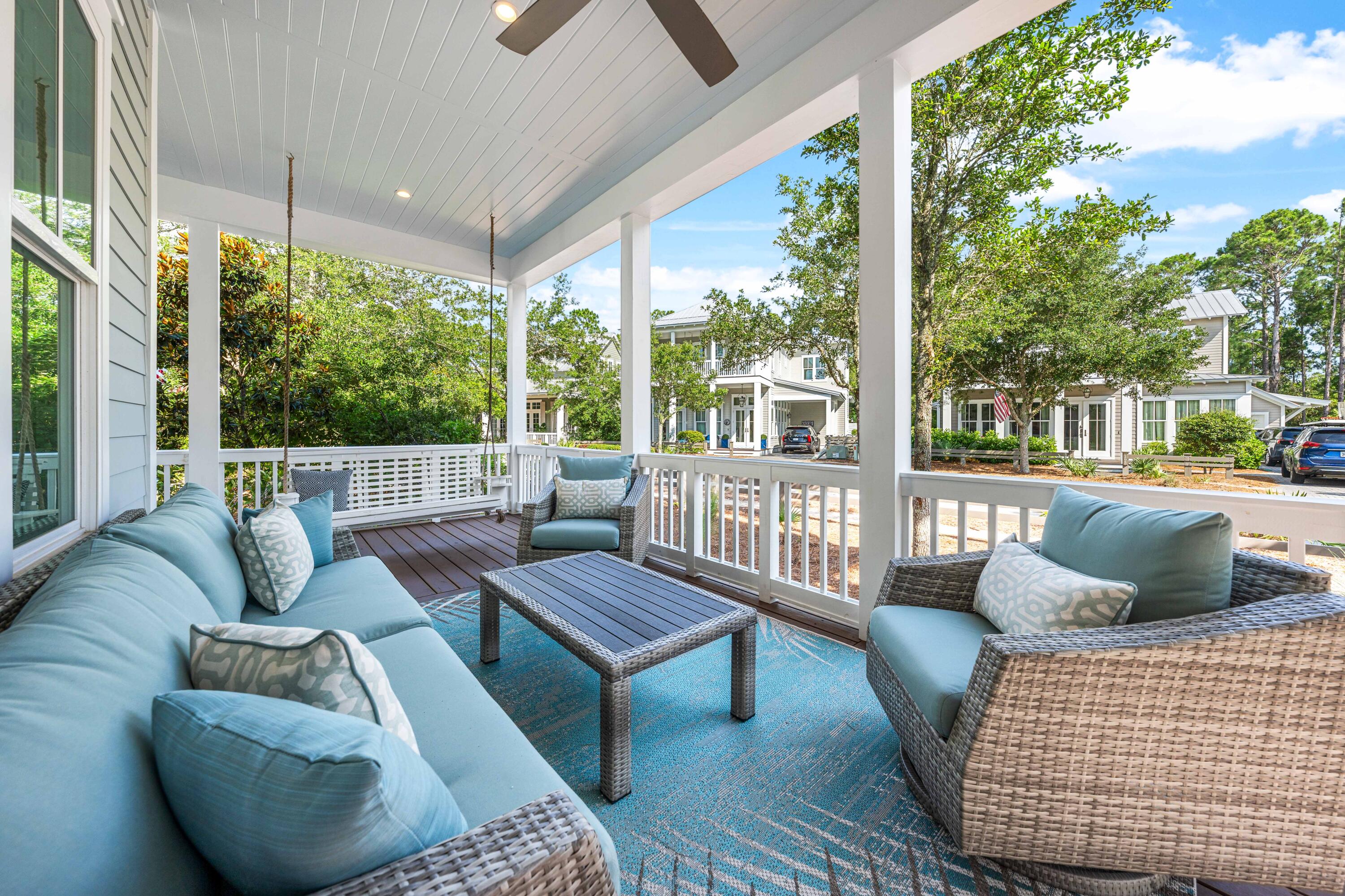 201 E Royal Fern Way