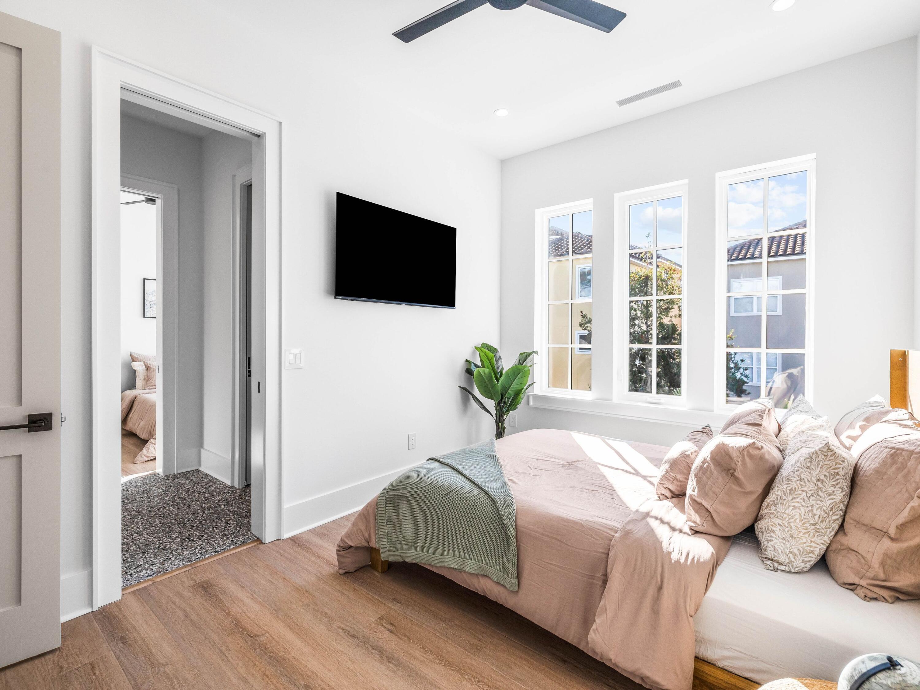 21619 Dolphin Avenue