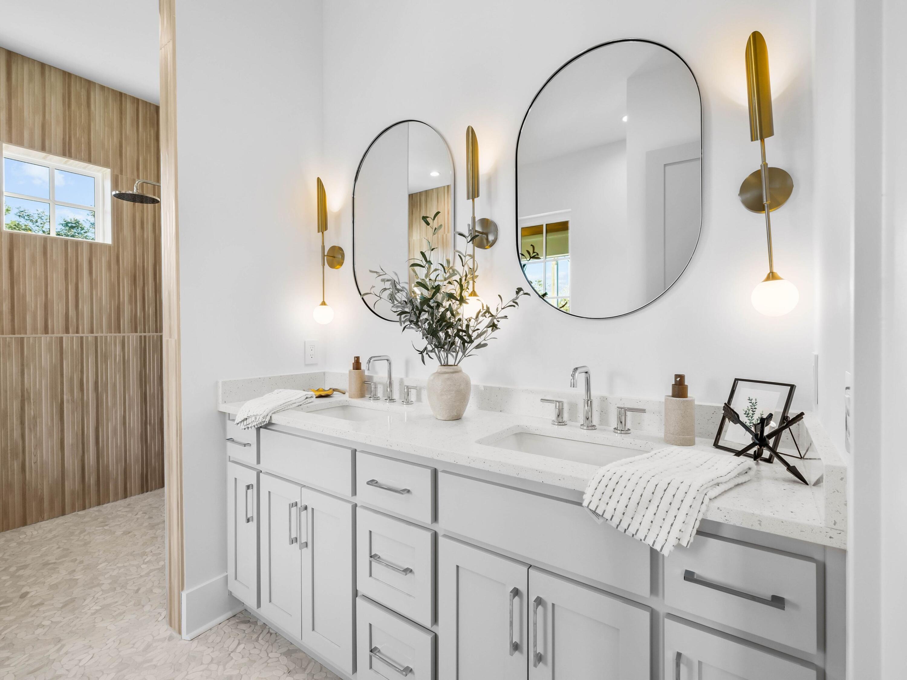 21619 Dolphin Avenue