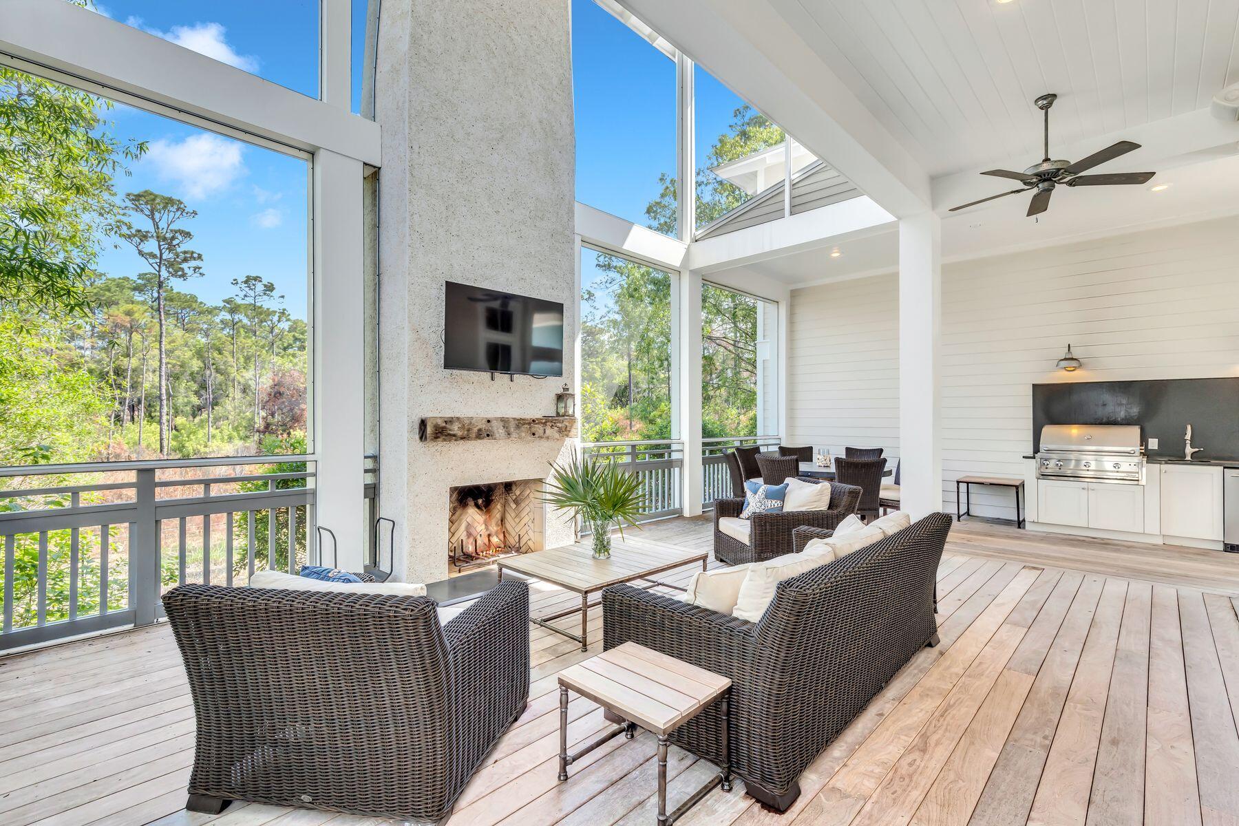 102 Vermilion Way