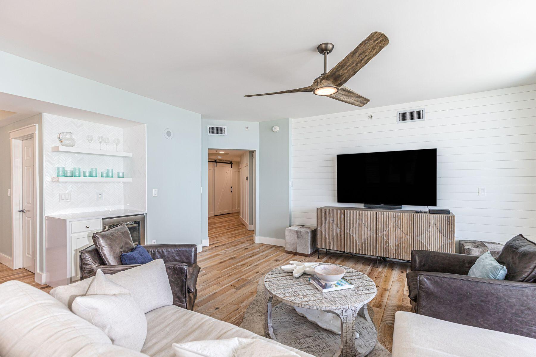 1050 E Highway 98, 306E