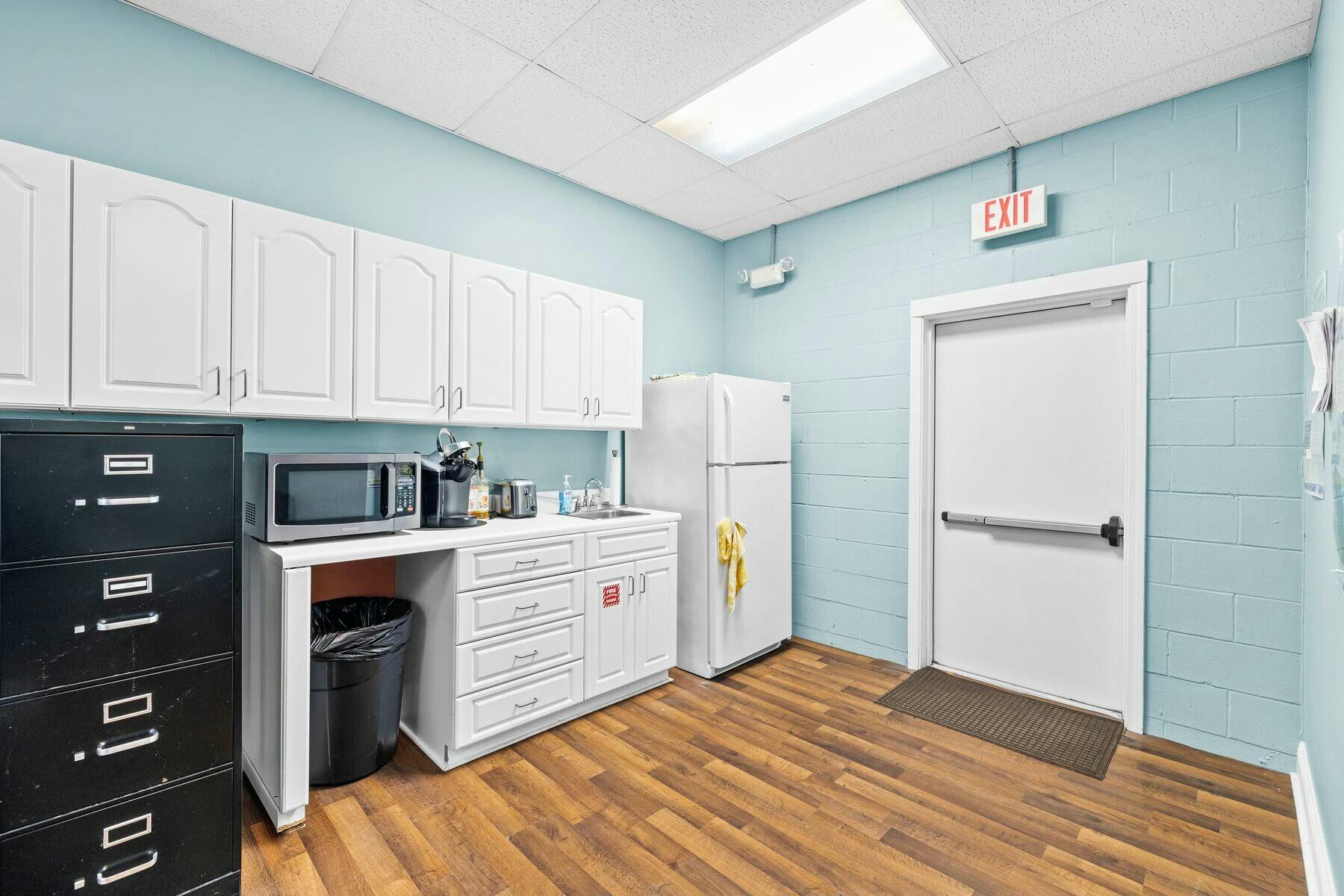 12815 W Us Highway 98, # 101