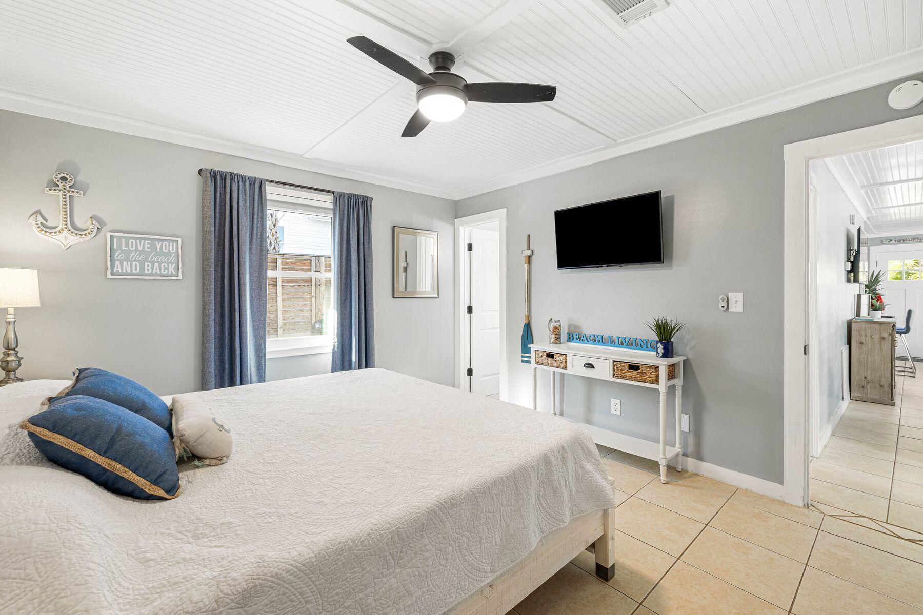 21507 Pompano Avenue