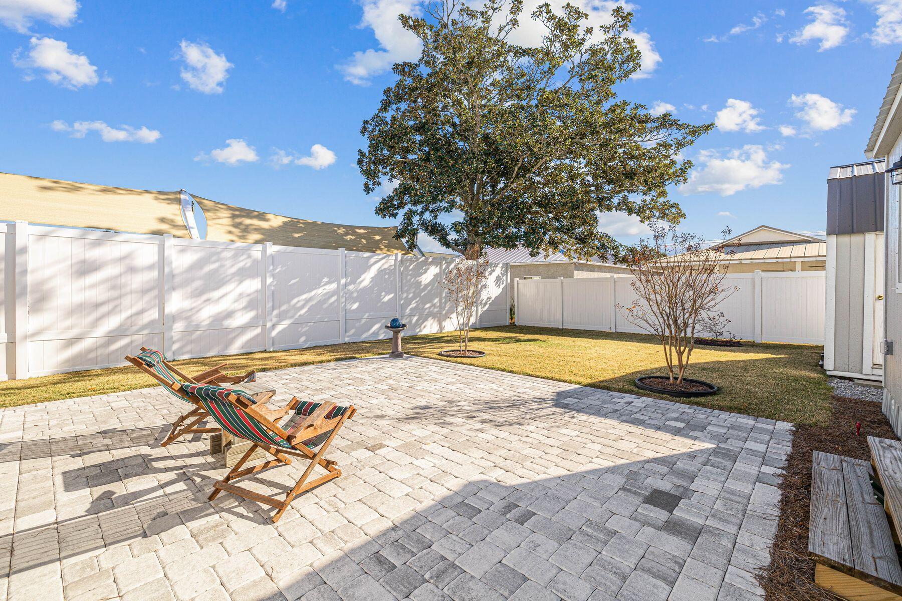 21507 Pompano Avenue