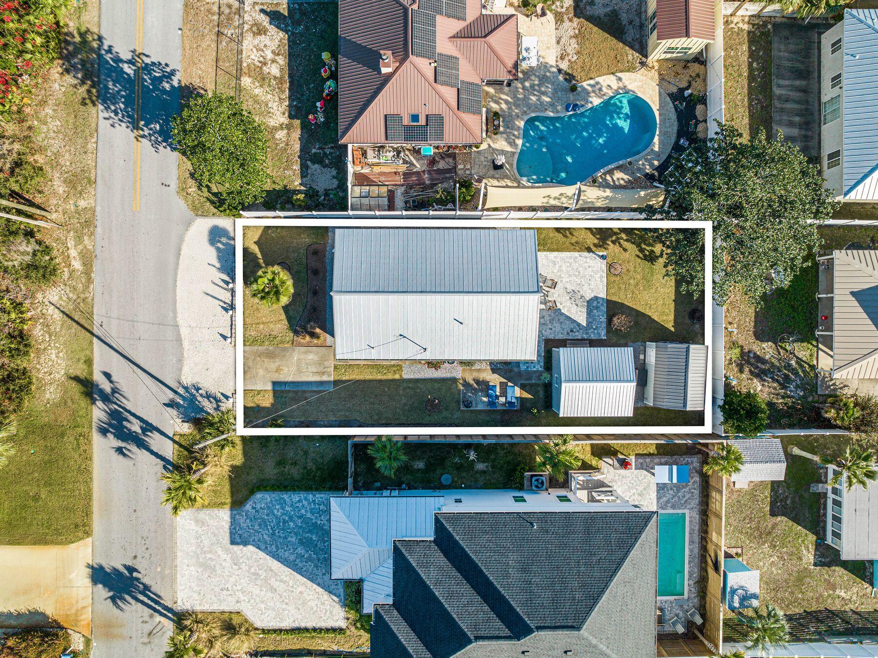 21507 Pompano Avenue