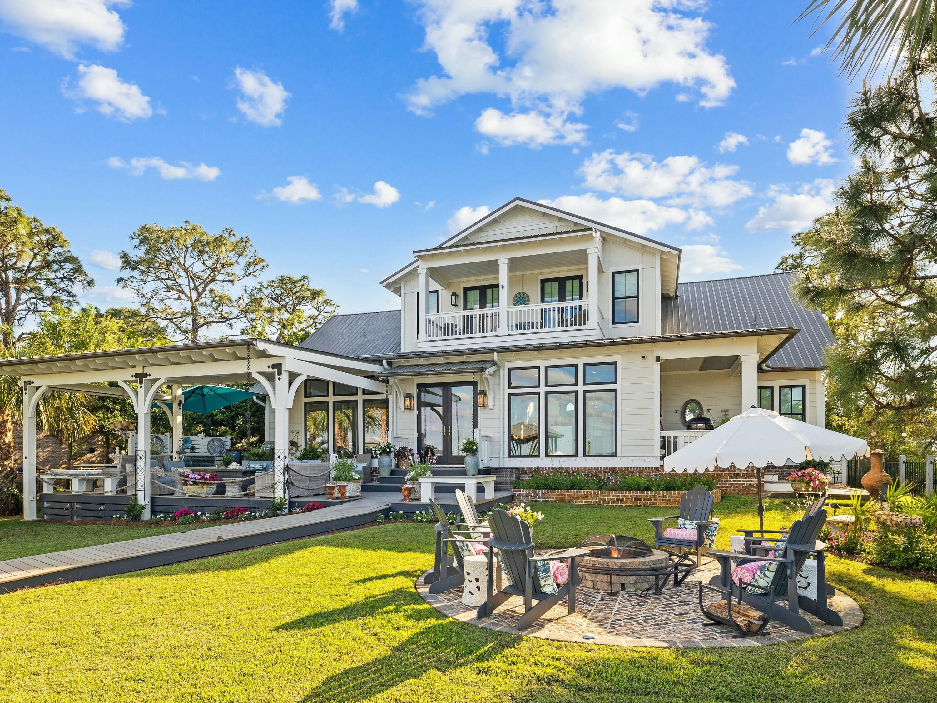 1521 Driftwood Point Road