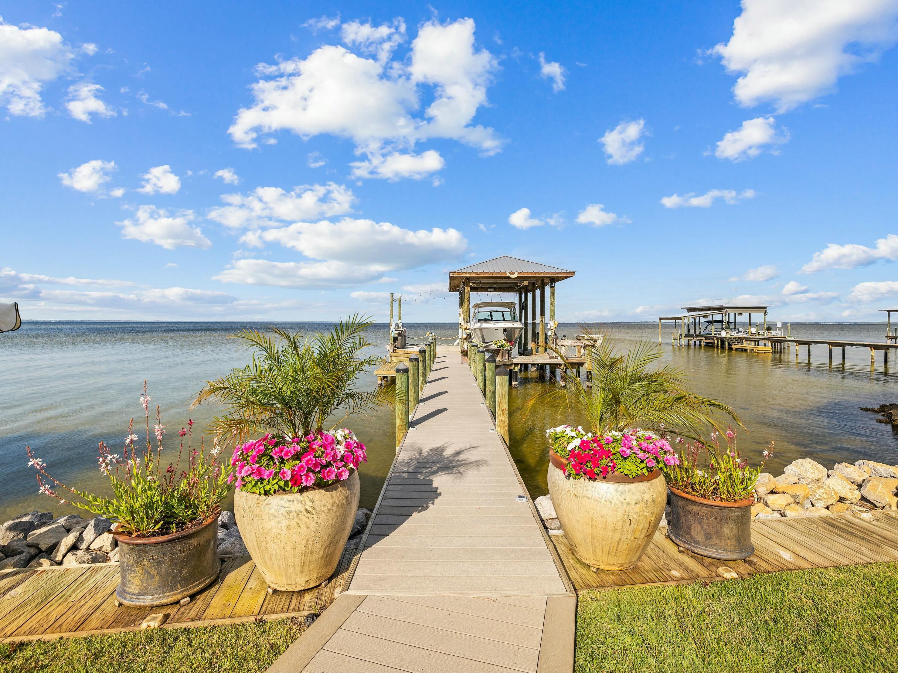 1521 Driftwood Point Road