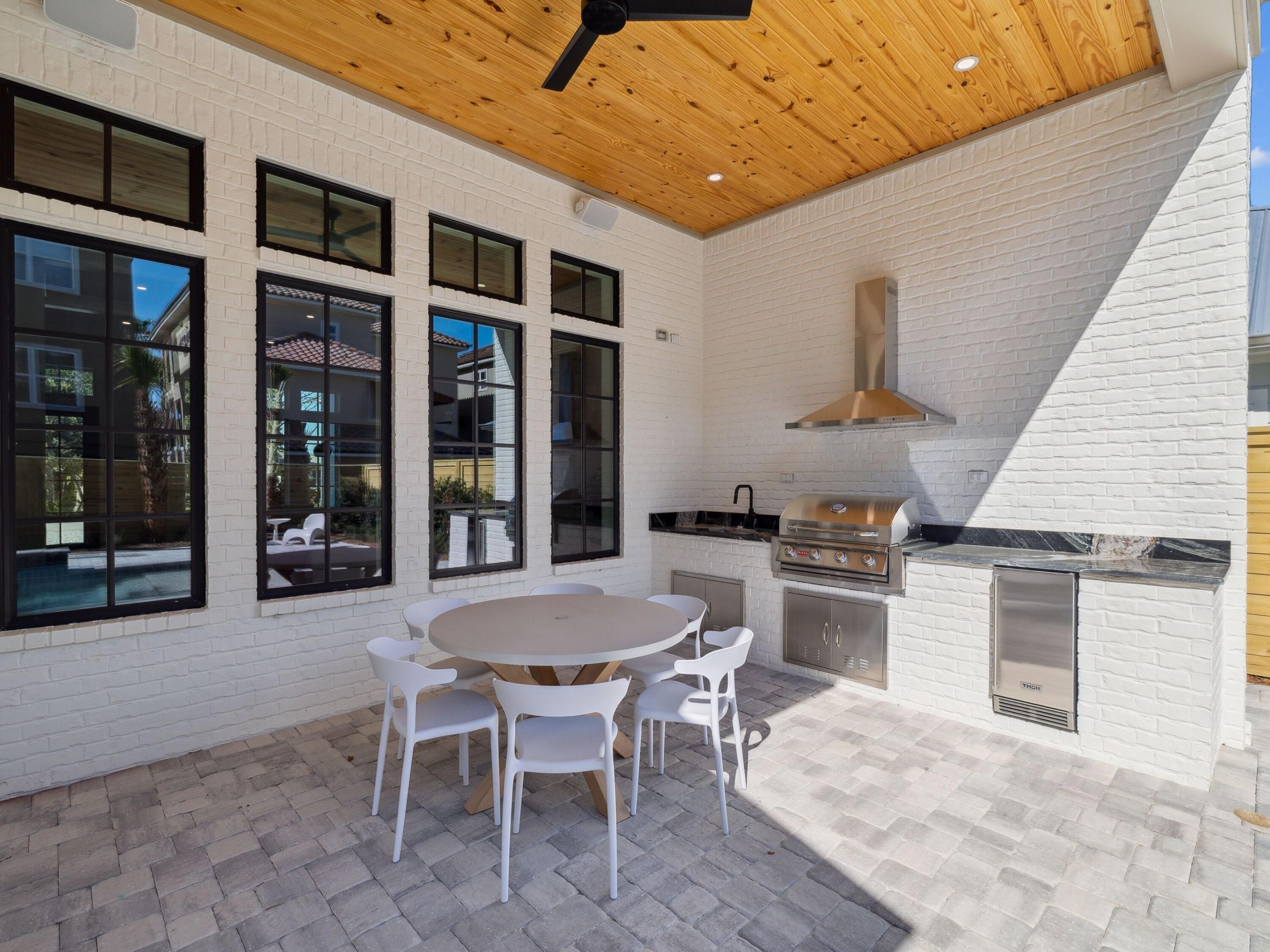 21623 Dolphin Avenue