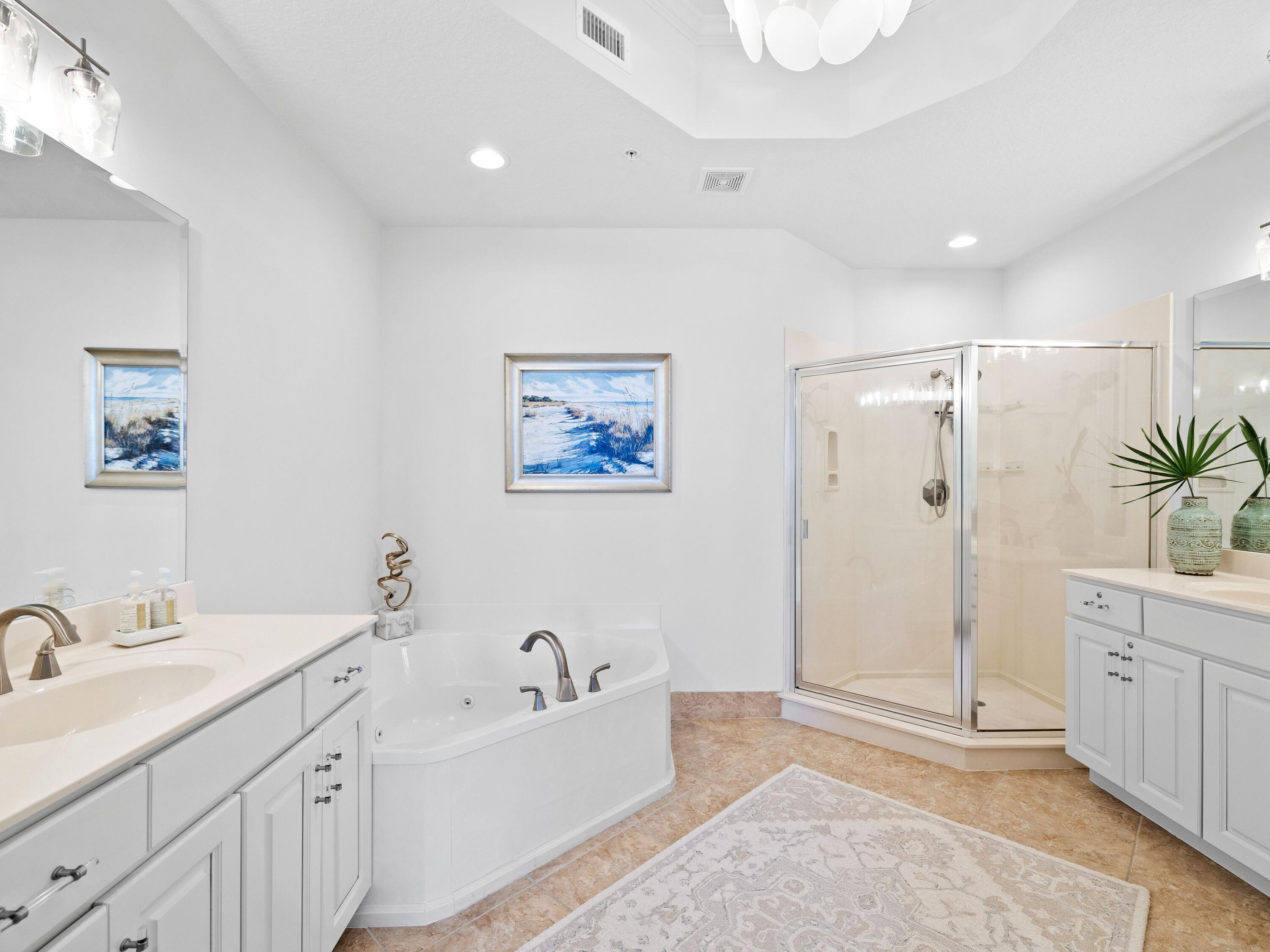 9961 E County Highway 30A, 304