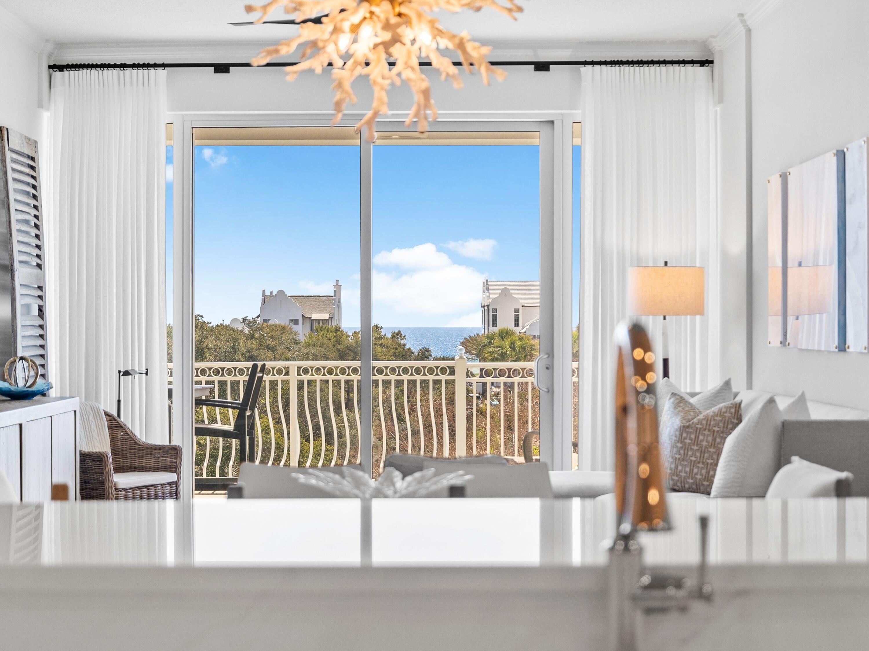 9961 E County Highway 30A, 304