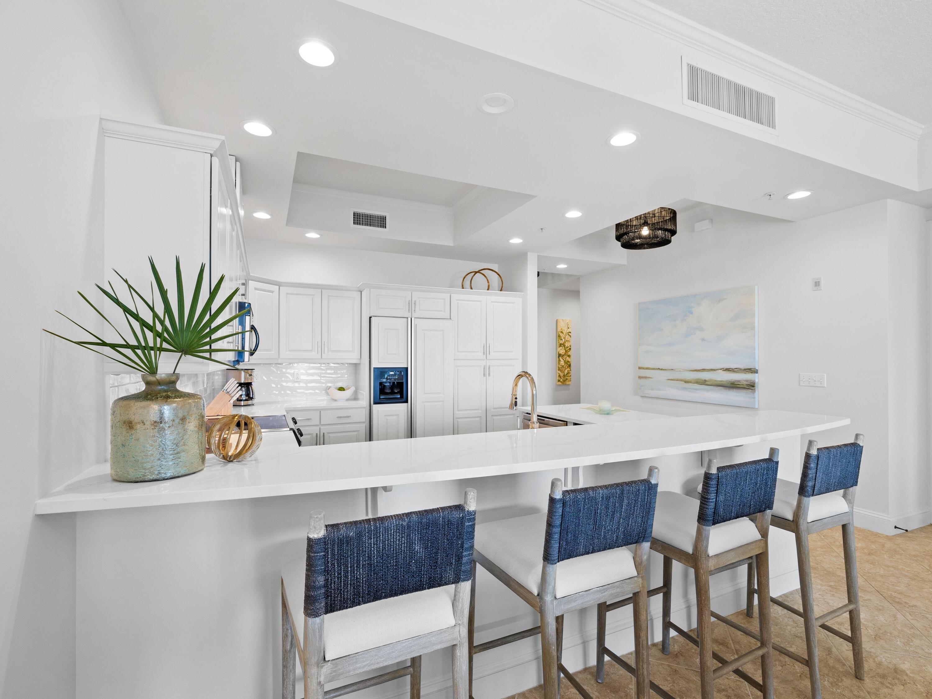 9961 E County Highway 30A, 304