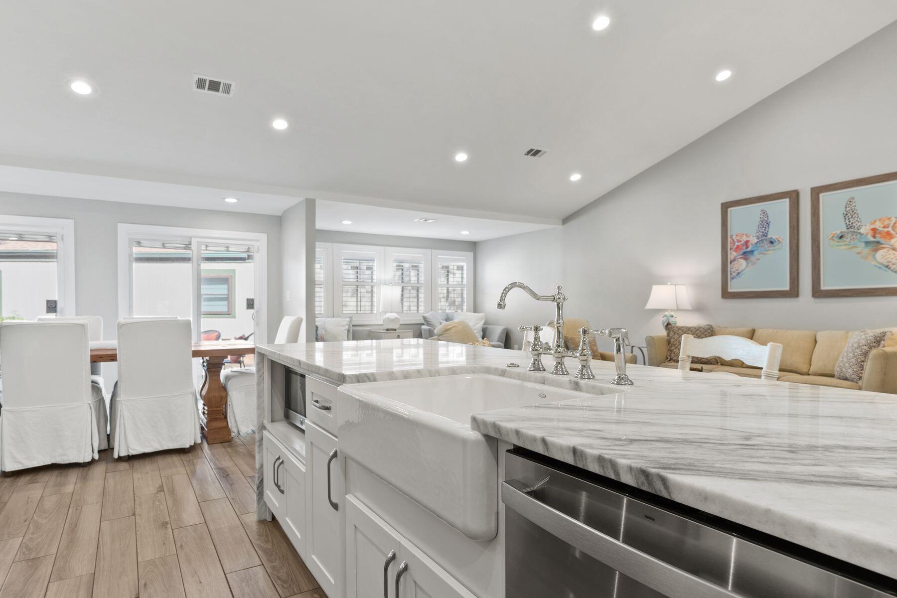 522 Augusta Way, 11006