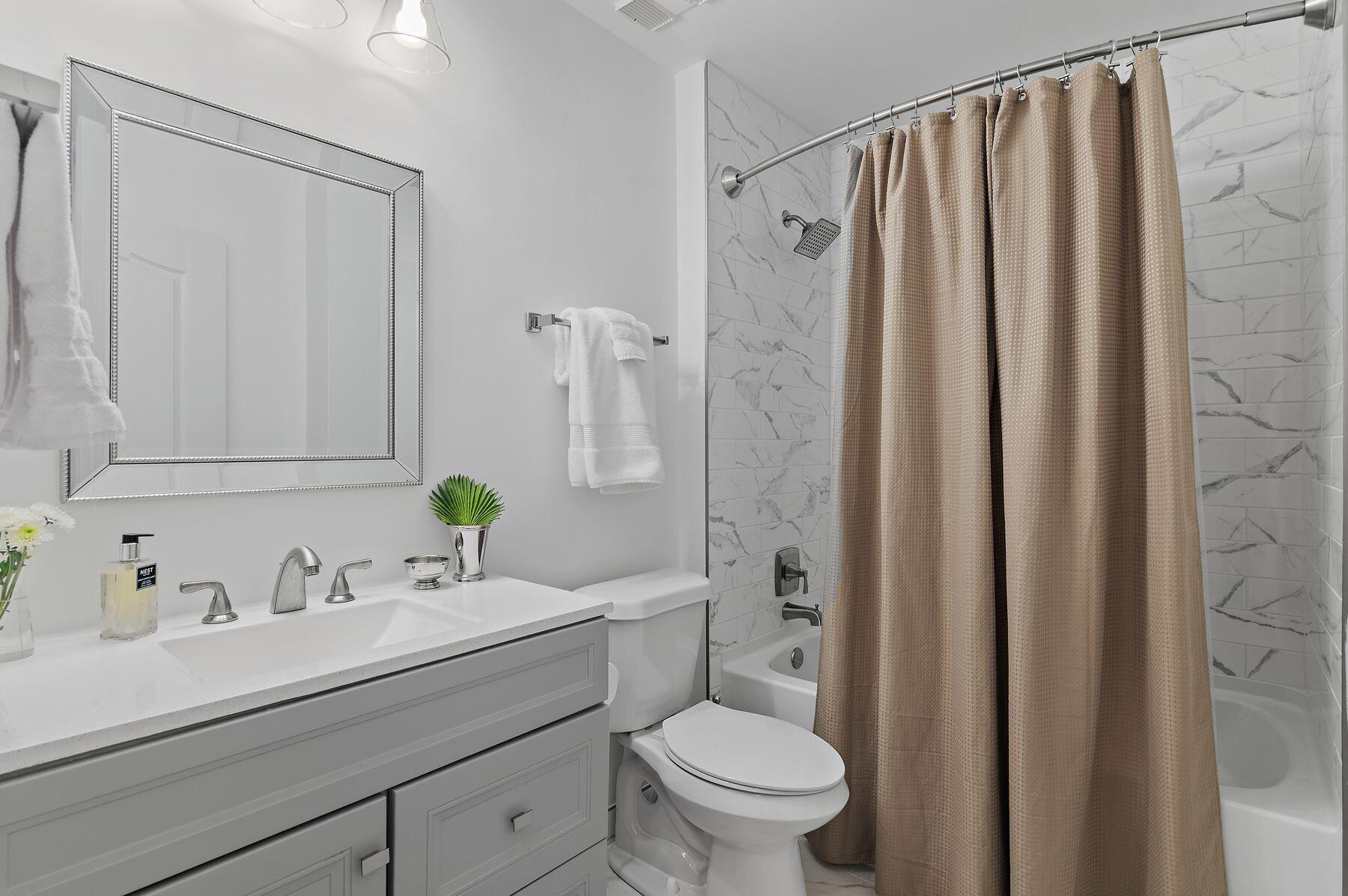 8704 Anchorage Drive, 8704