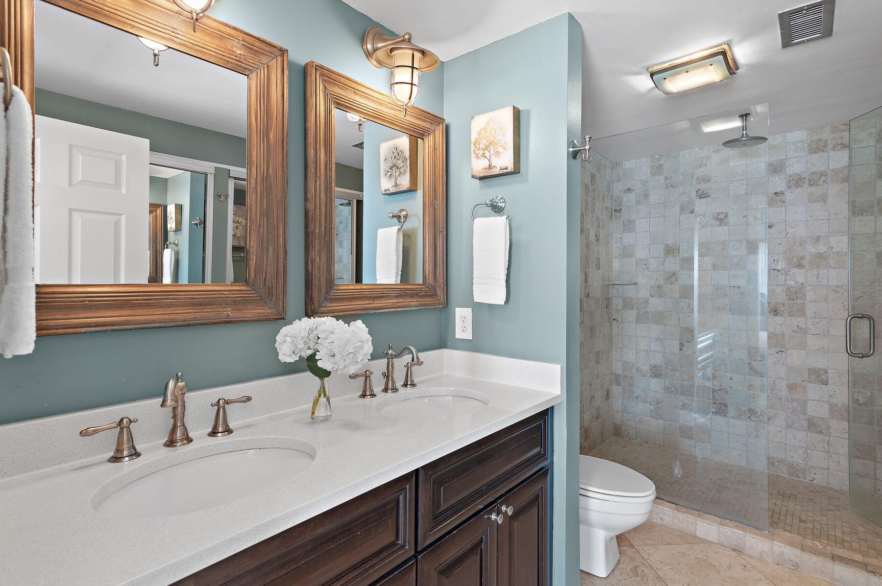 3722 E Co HWY 30A 6, 6