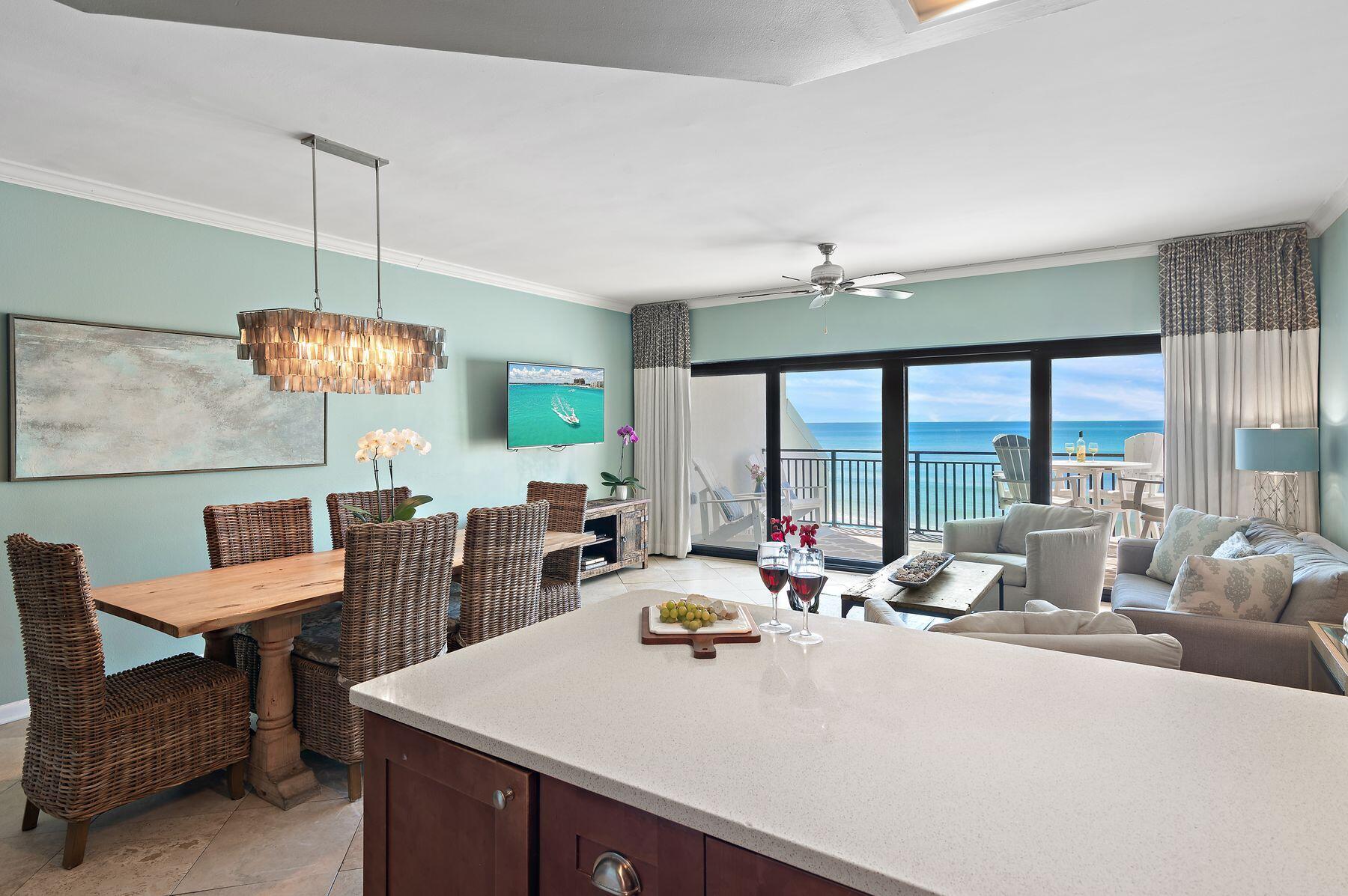 3722 E Co HWY 30A 6, 6