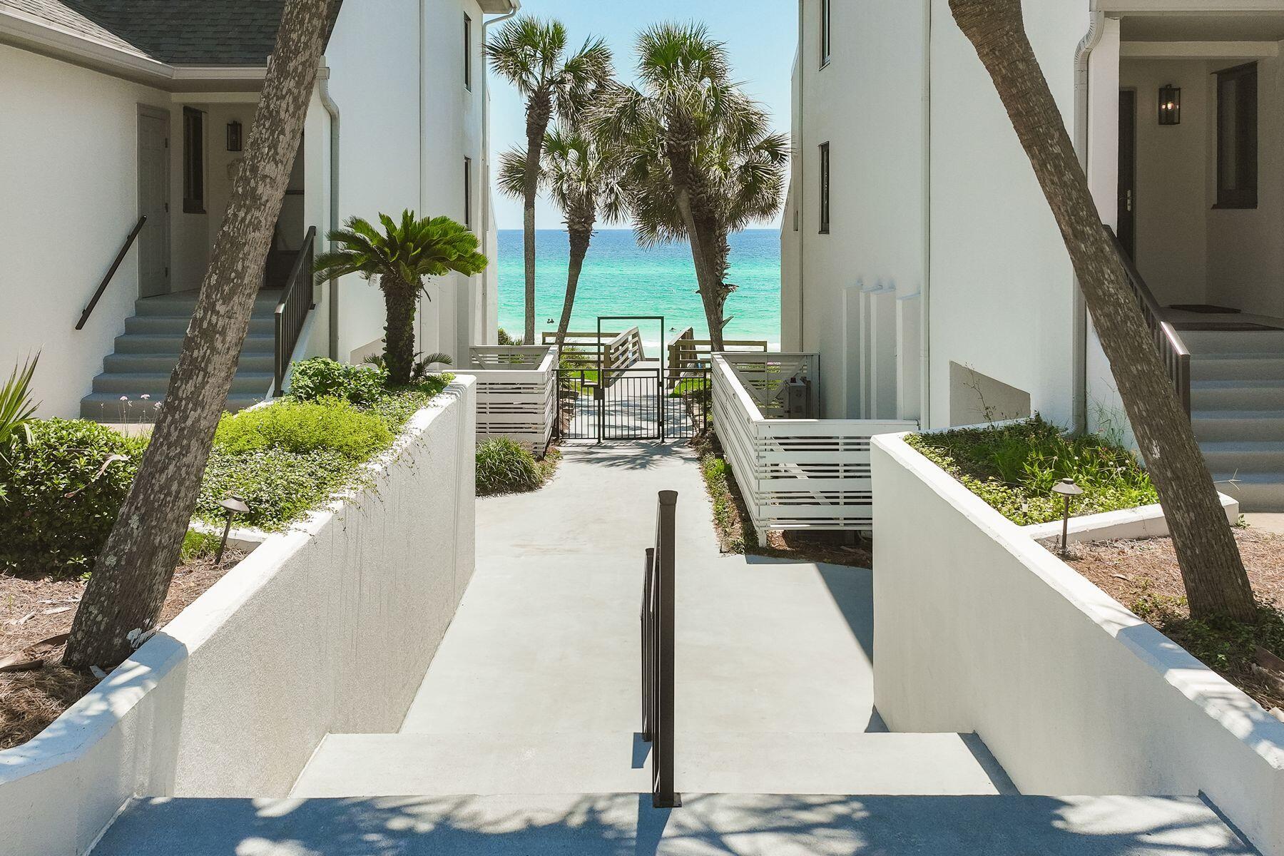 3722 E Co HWY 30A 6, 6