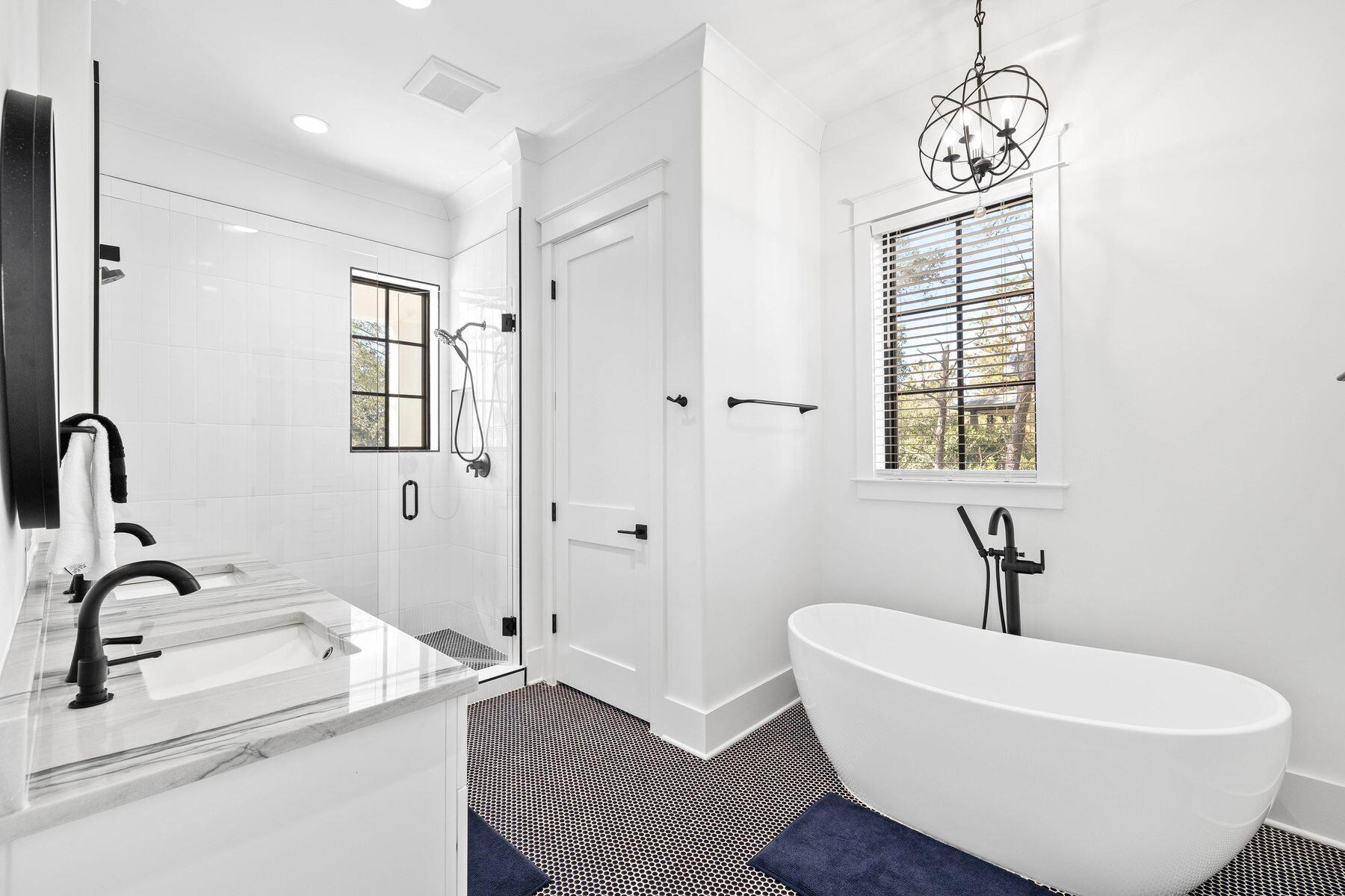 42 Grande Pointe Circle