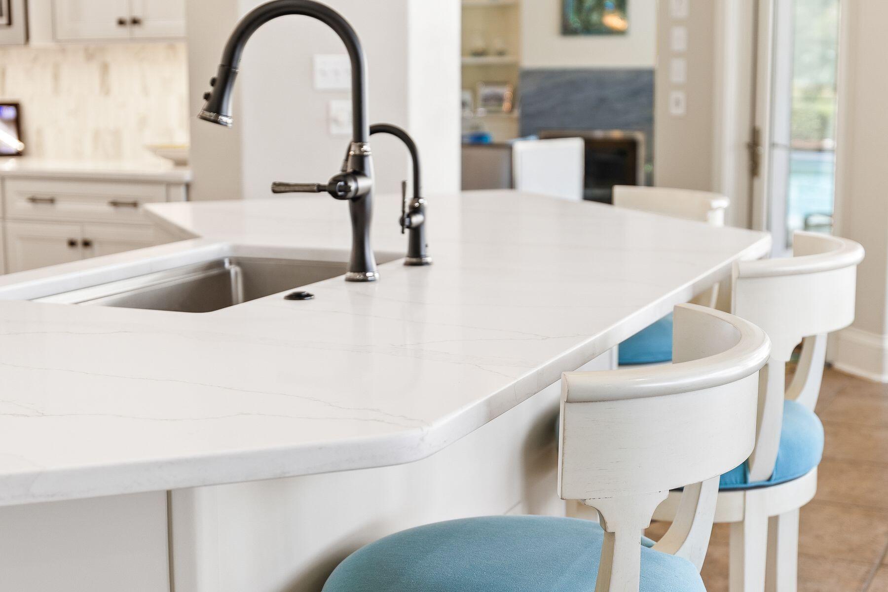 2987 Bay Villas Court