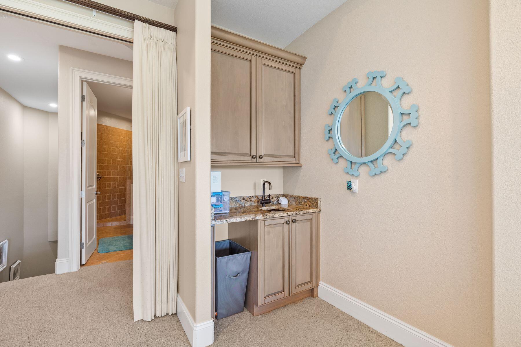 2987 Bay Villas Court