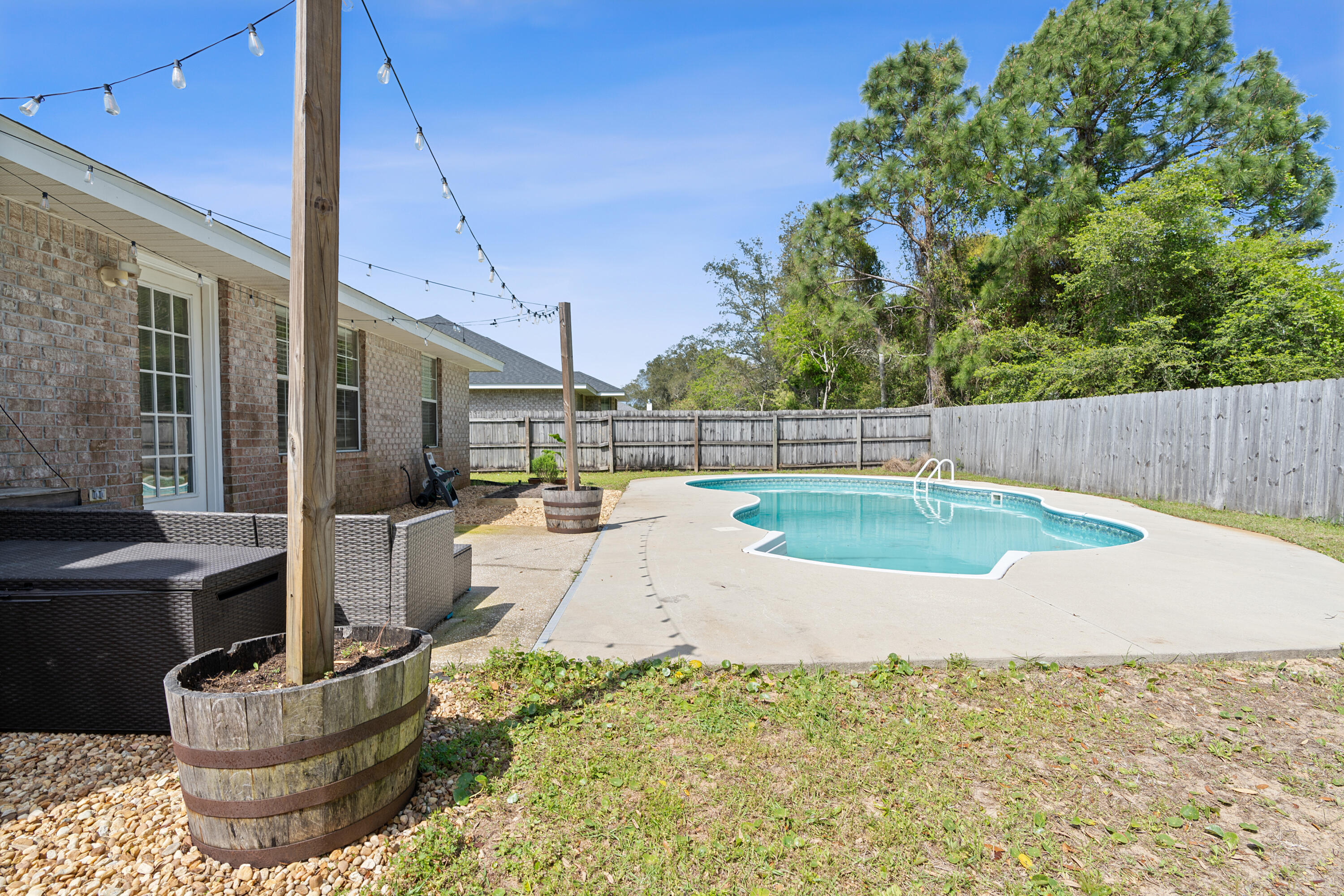 2087 Alfred Boulevard