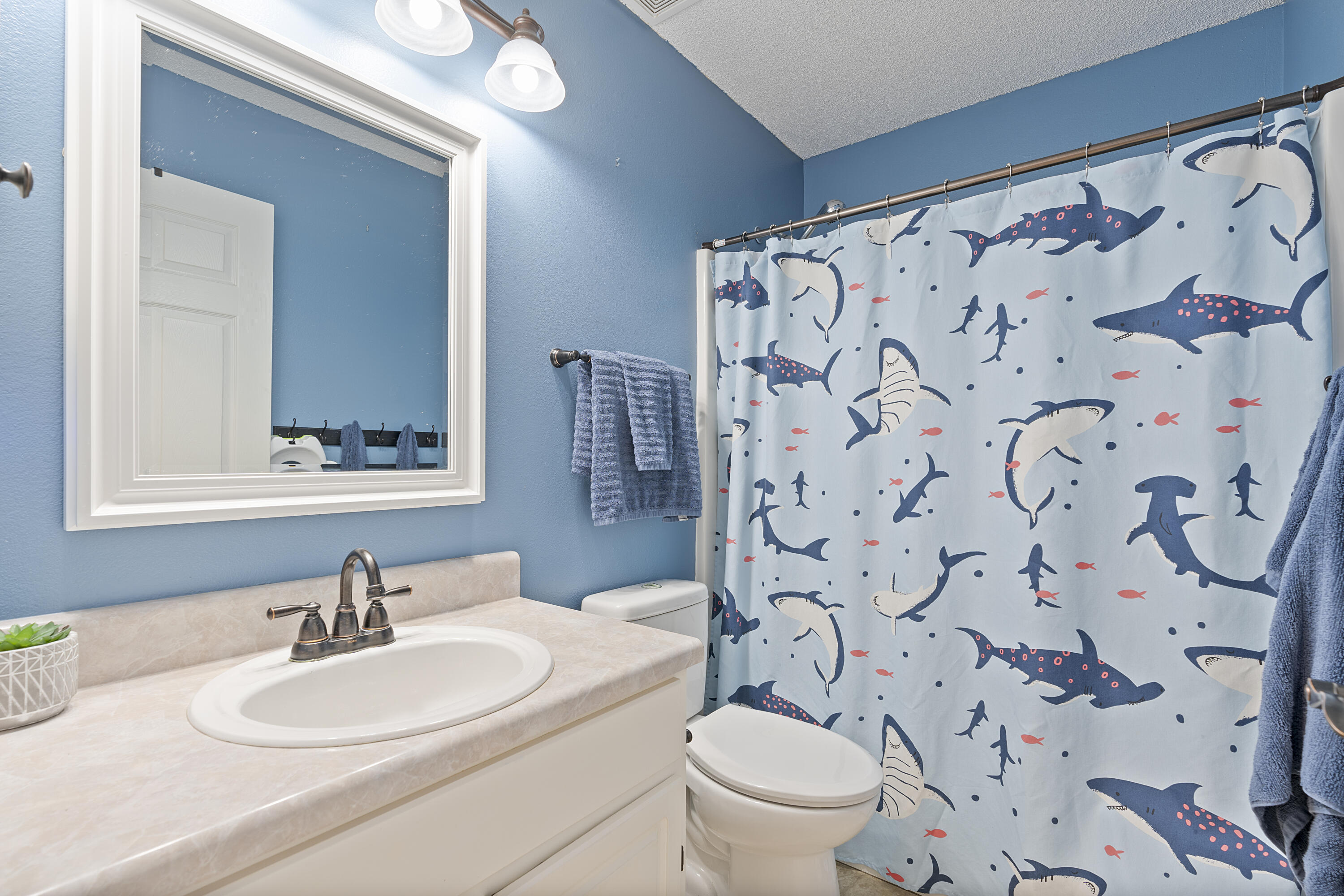 2087 Alfred Boulevard