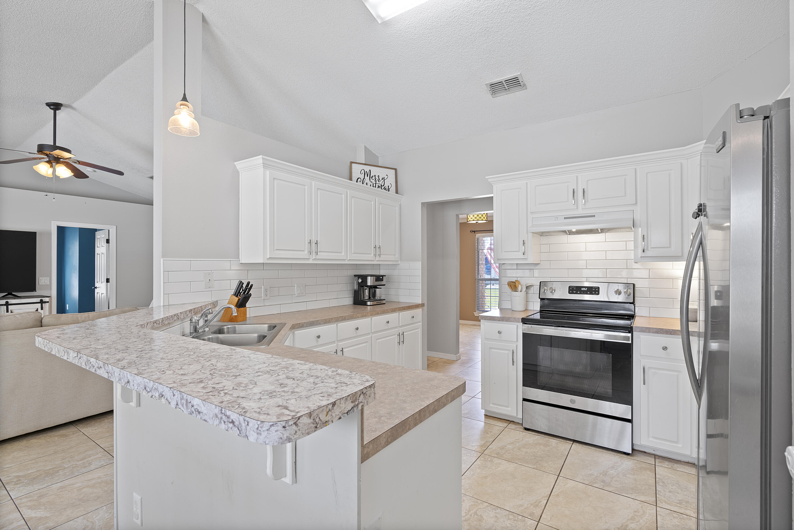 2087 Alfred Boulevard