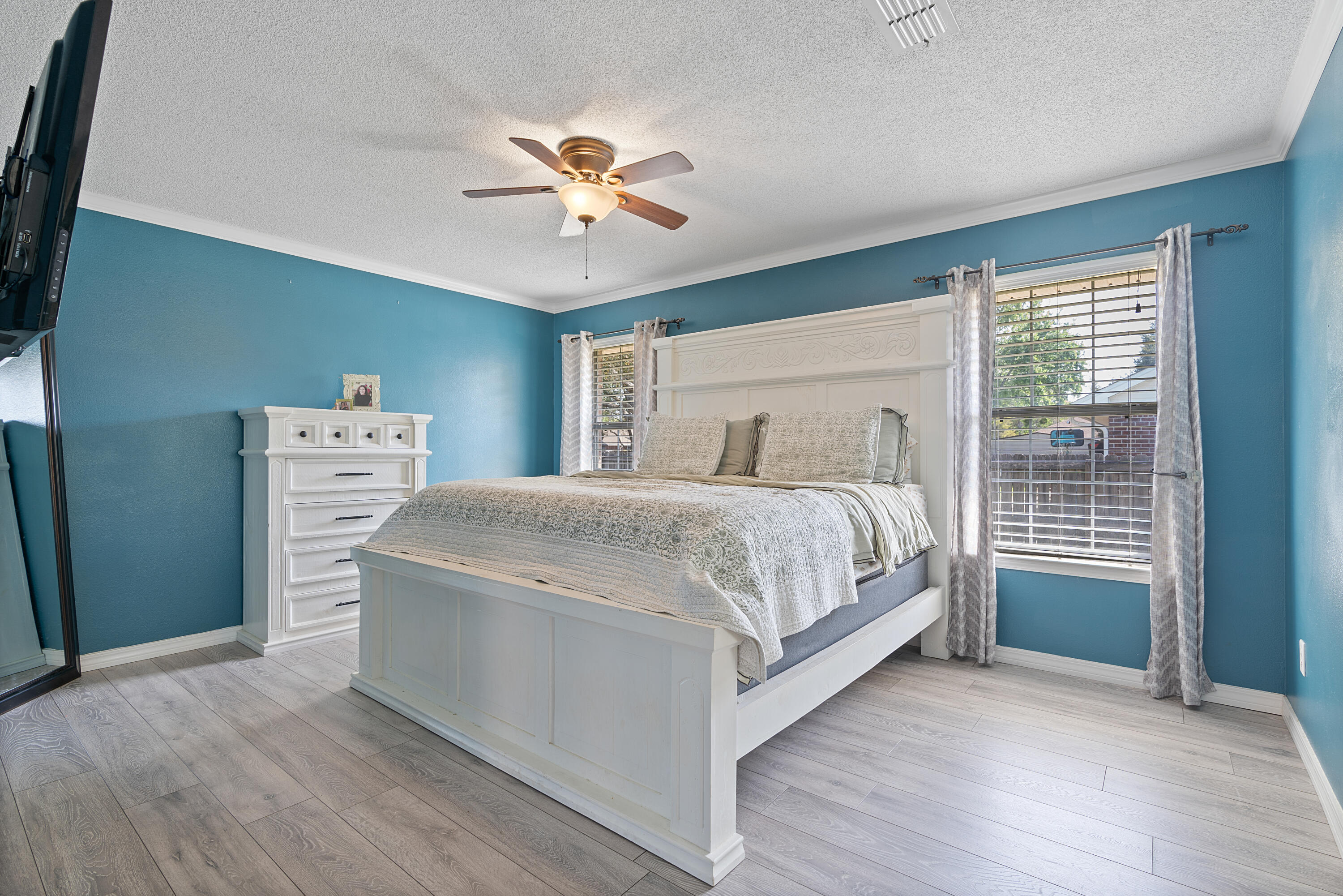 2087 Alfred Boulevard