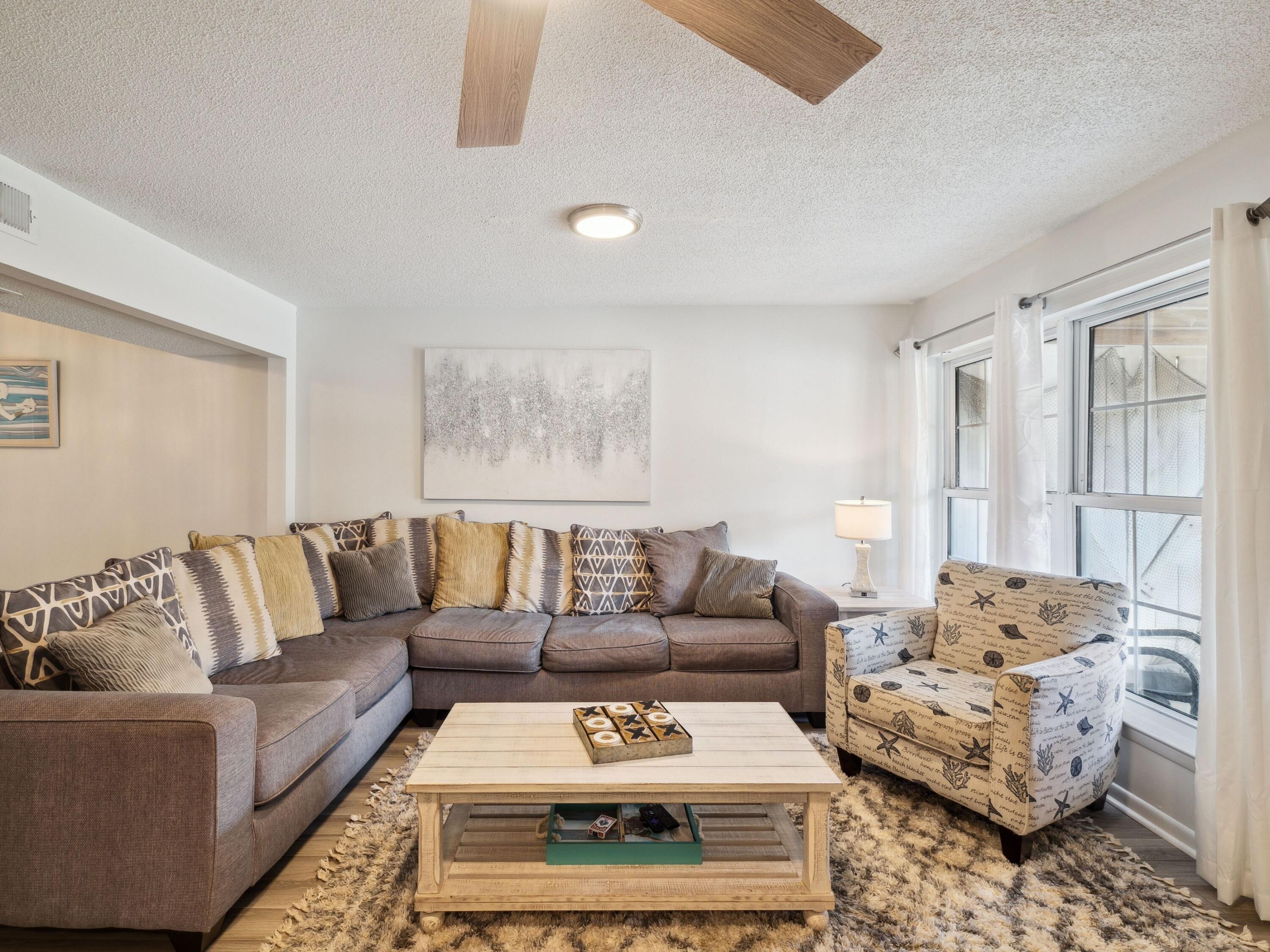 356 Billfish Avenue, 4