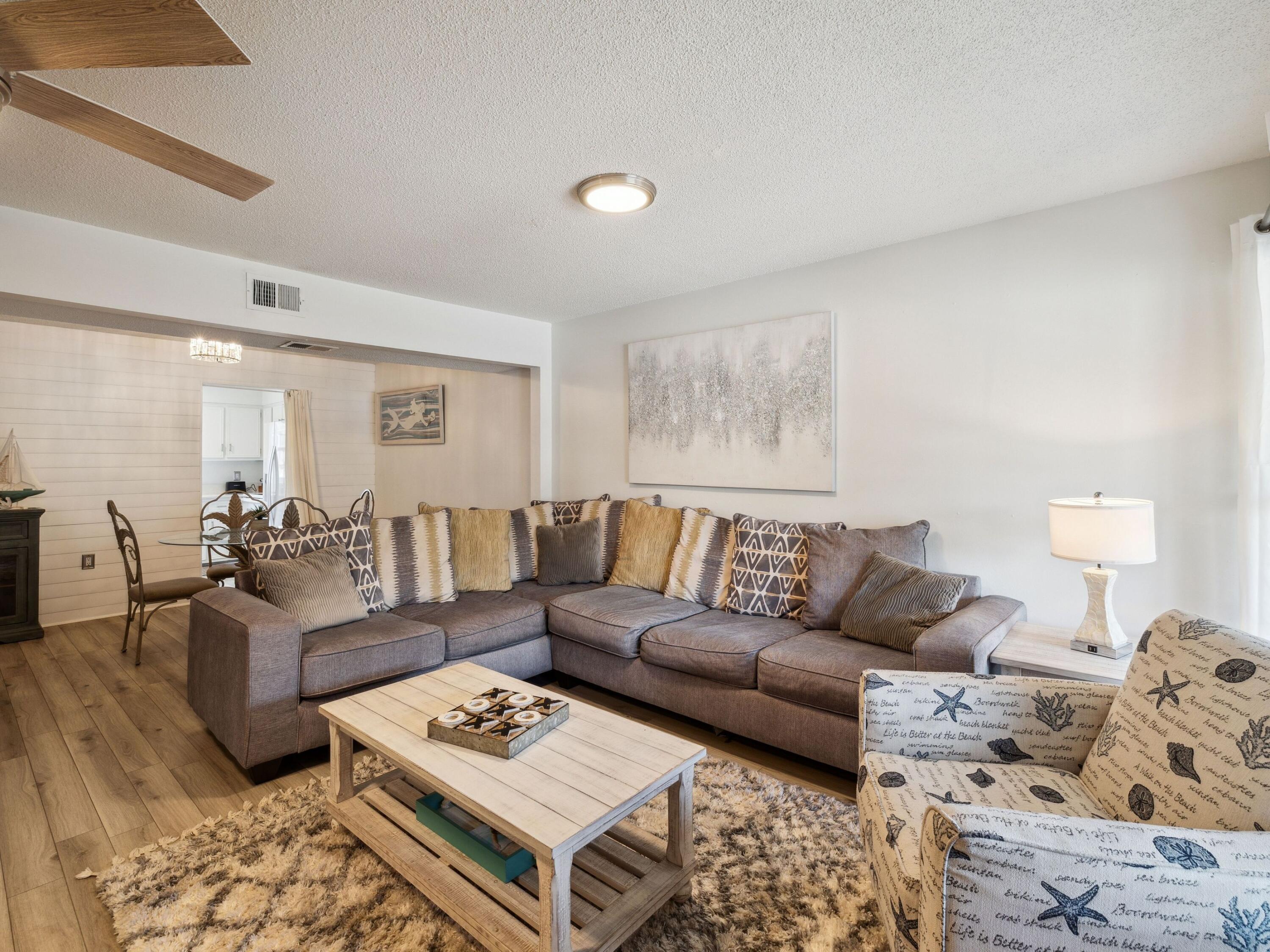 356 Billfish Avenue, 4