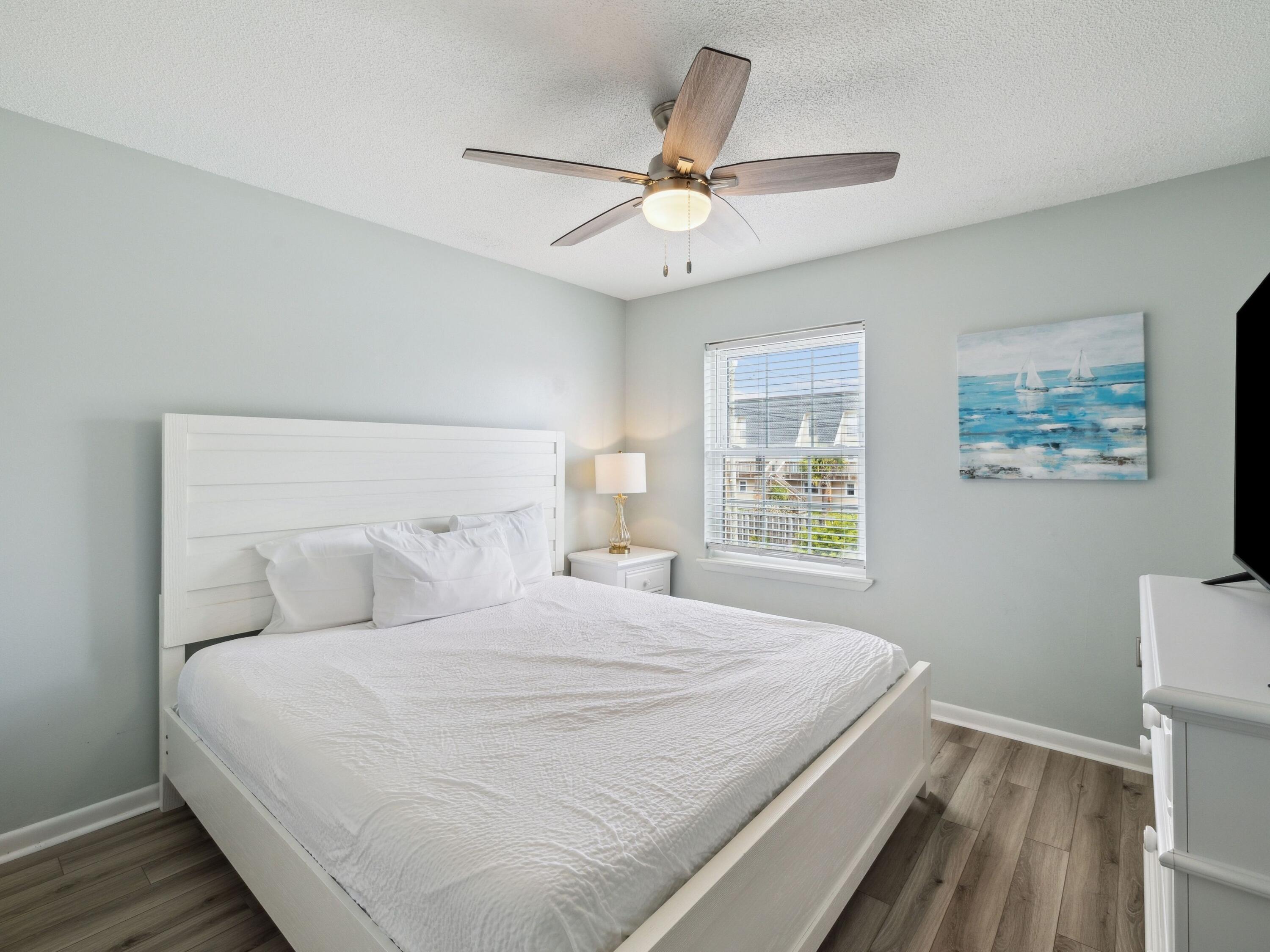 356 Billfish Avenue, 4